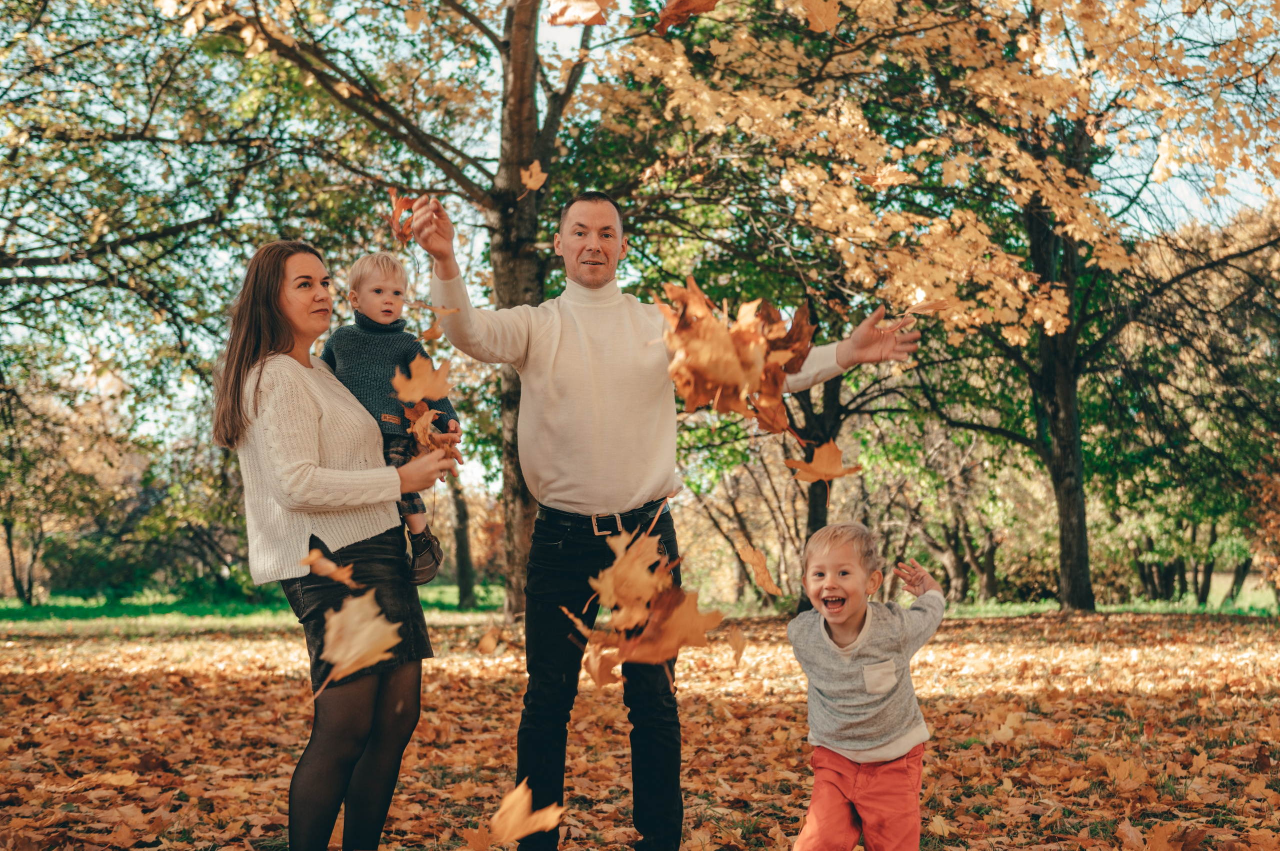 Желто-красное настроение. Свадебный и семейный фотограф София Невская