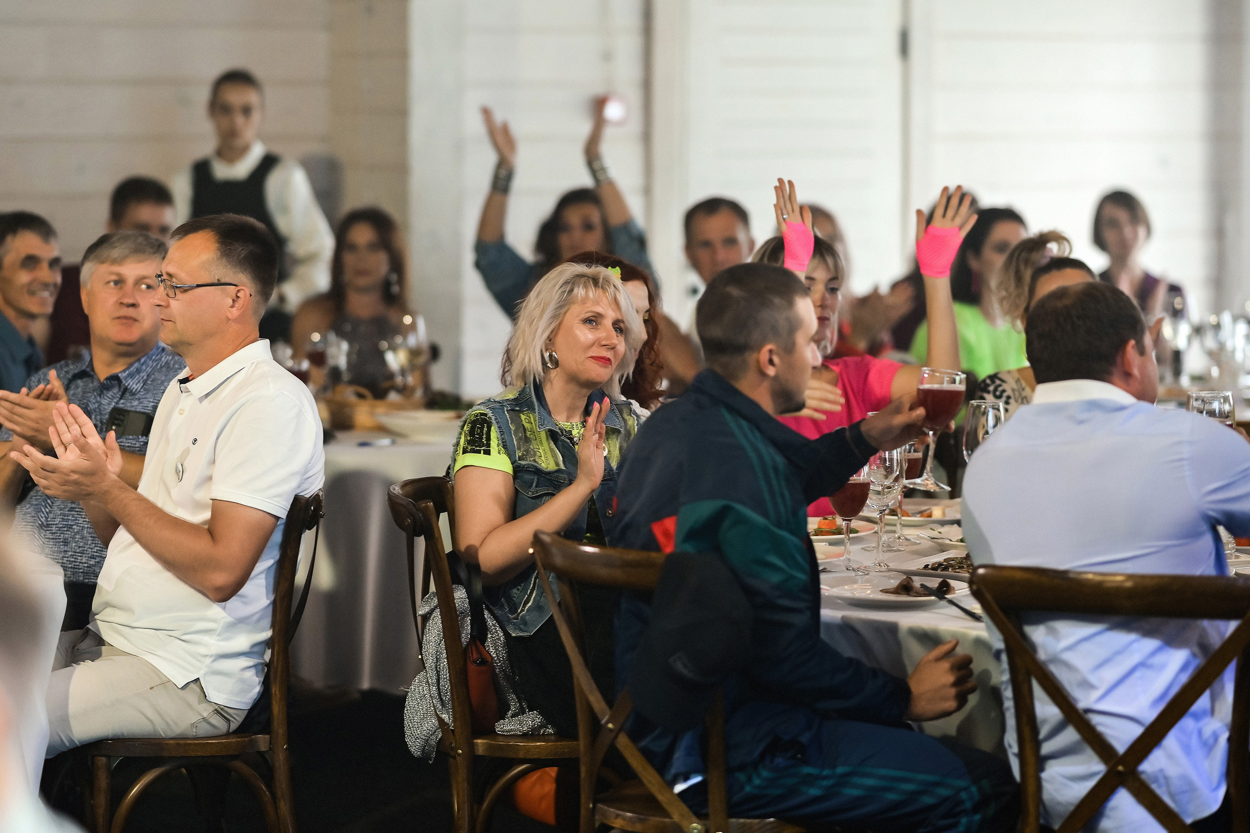 📸 Фоторепортажи с корпоративов и юбилеев в Красноярске | Примеры работ. 📸 Свадебный и семейный фотограф в Красноярске Тихомиров Евгений | 17 лет опыта | 800+ свадеб