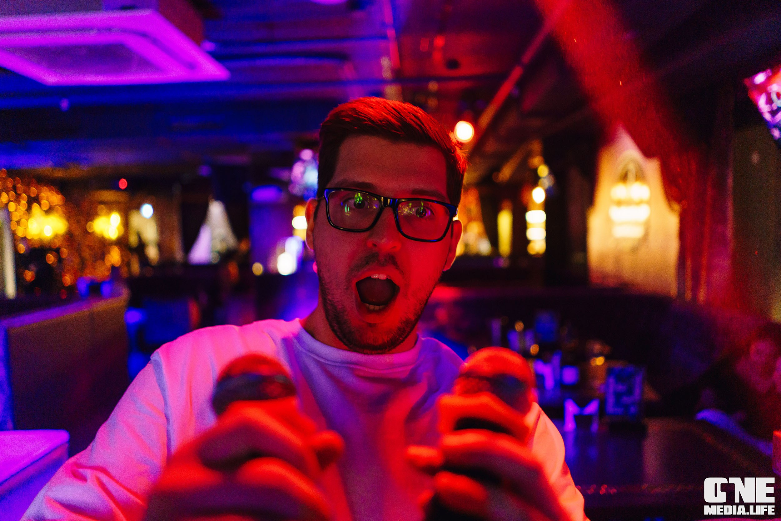 Фоторепортаж из караоке-клуба Эйфория. One Media Life: фоторепортажи, фотоотчеты с мероприятий и заведений