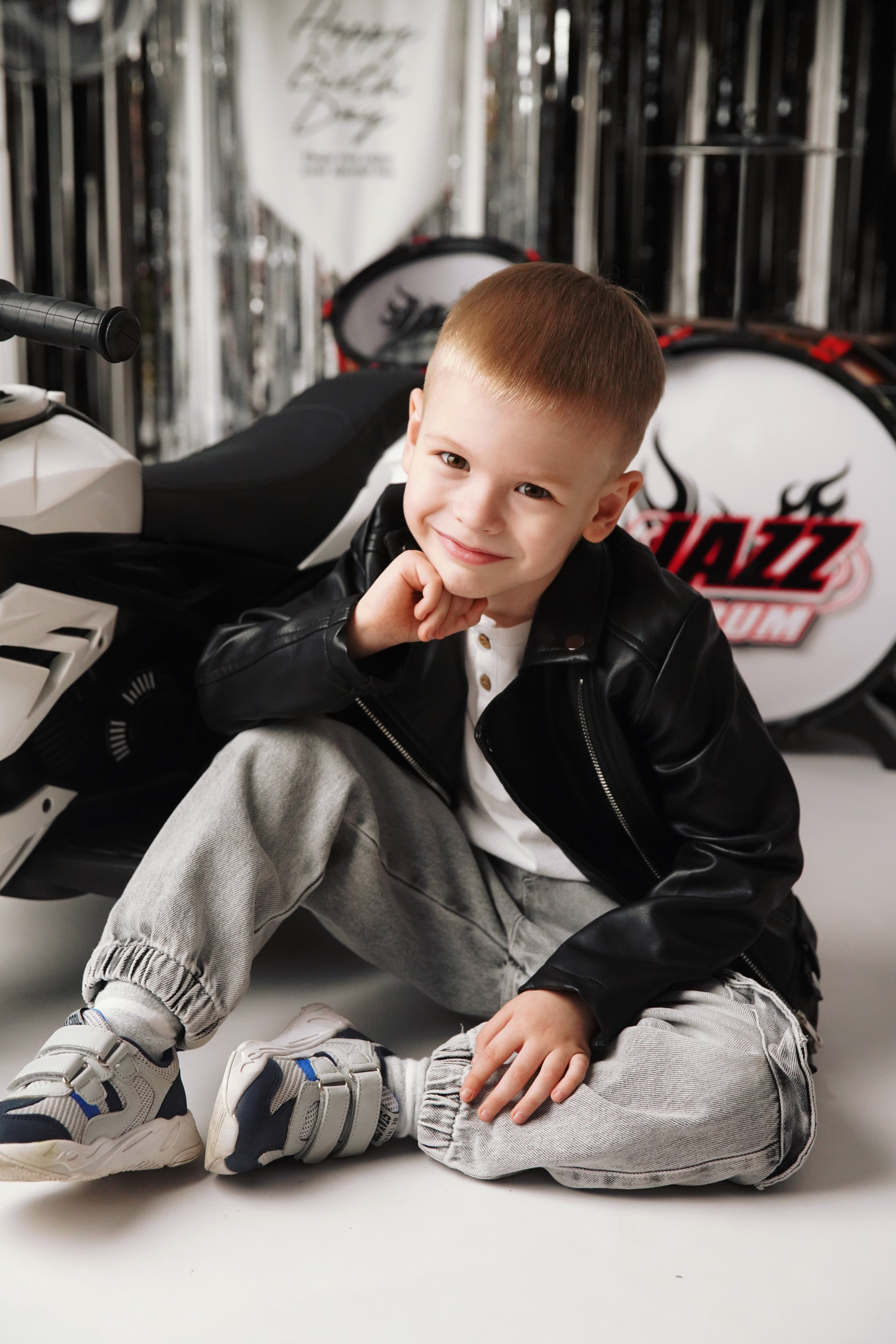 Байкер. Фотограф новорожденных. Семейный и детский фотограф в городе Сургуте