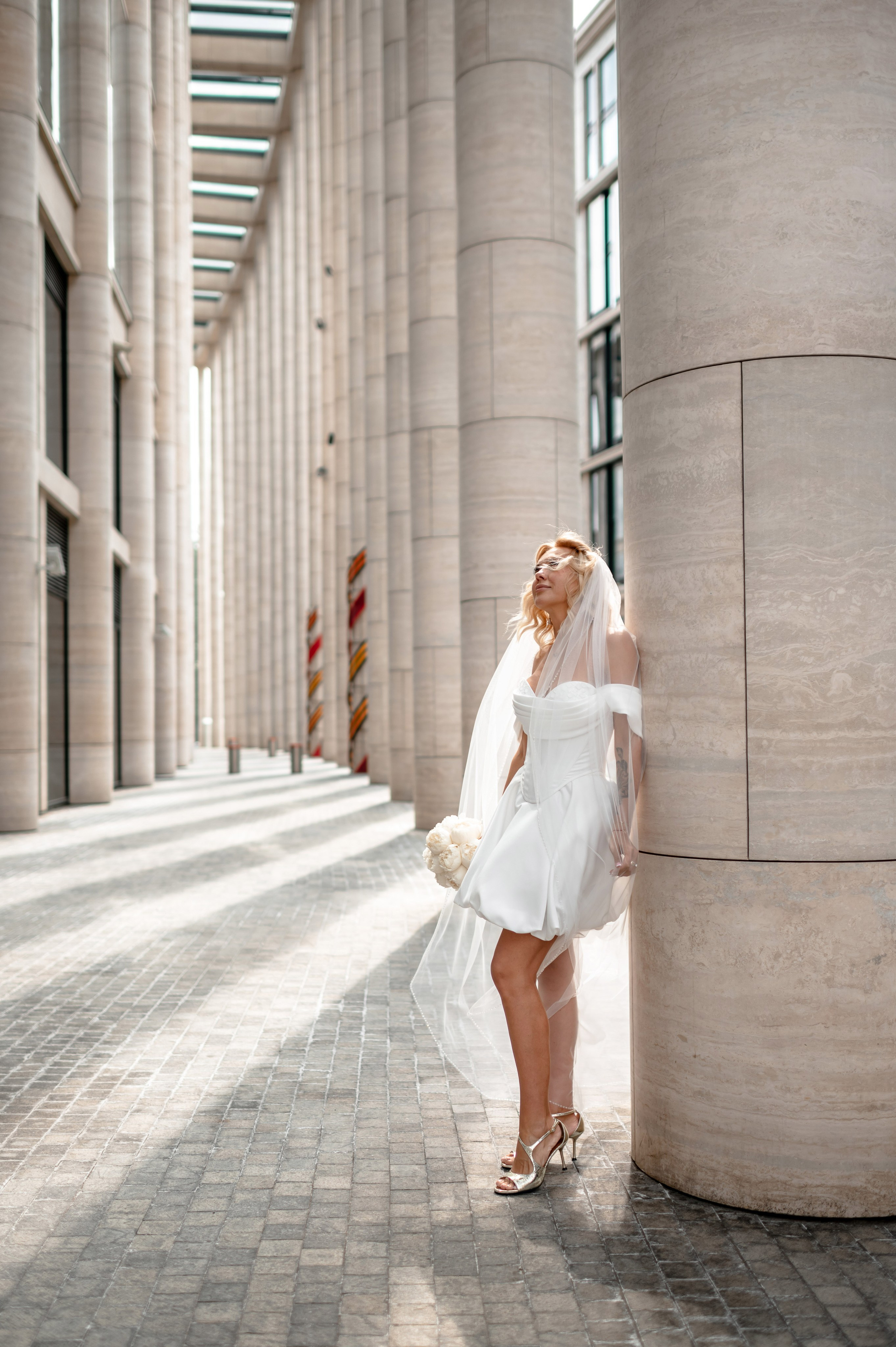 Юлия и Павел (сборы невесты, Невская ратуша, красный Buick, прогулка по рекам на катере). Портретный, семейный и свадебный фотограф в Санкт-Петербурге и в Пушкине Ширяев Денис