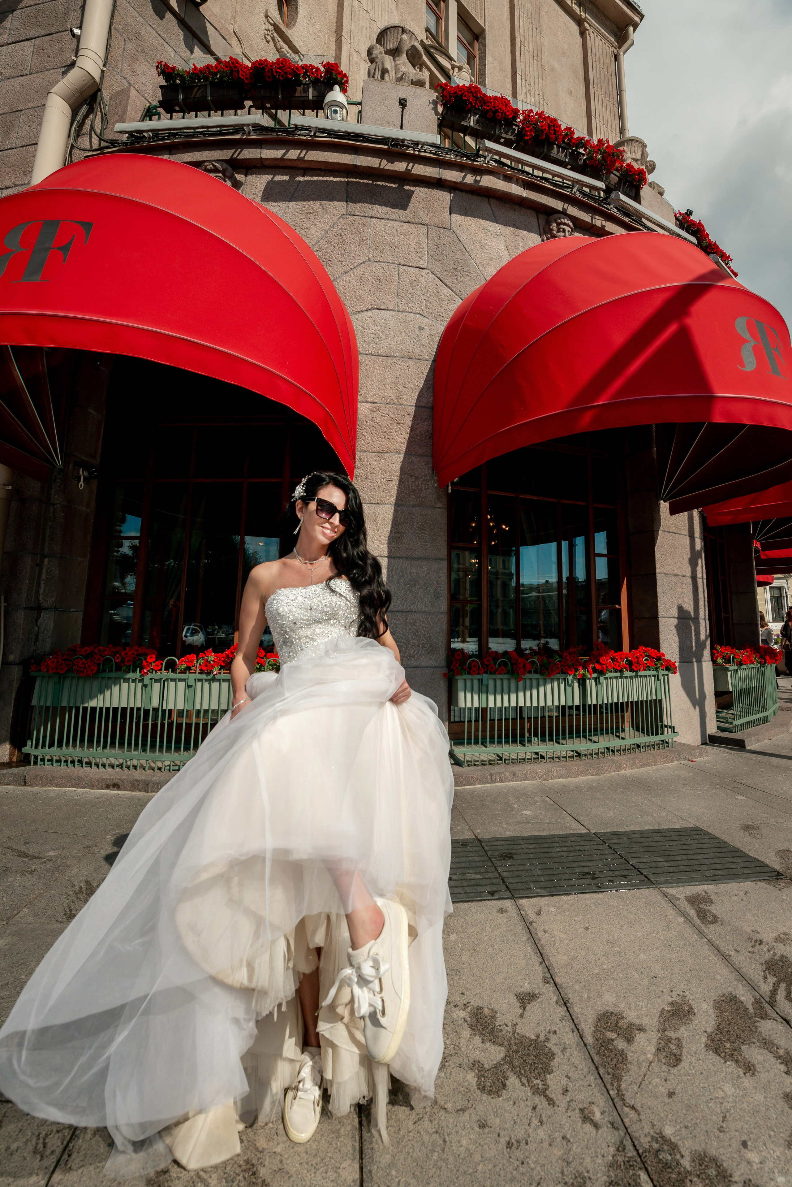 Елена и Илья (фотосессия у городской Невской Ратуши, Исаакиевская площадь). Портретный, семейный и свадебный фотограф в Санкт-Петербурге и в Пушкине Ширяев Денис