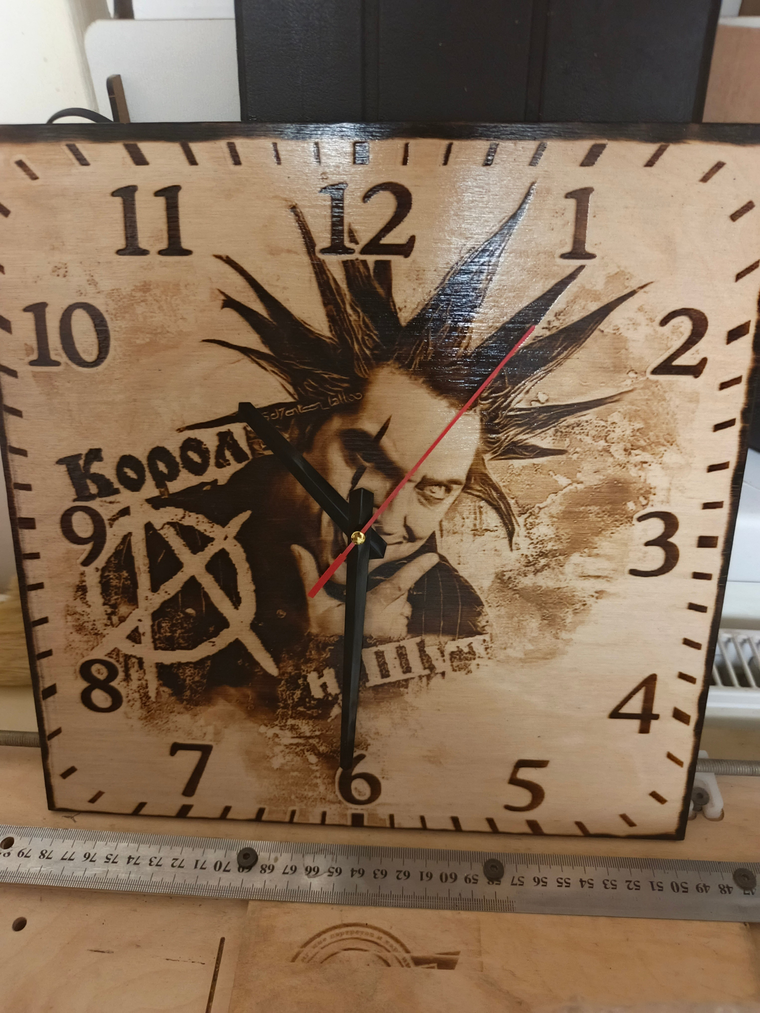 ЧАСЫ. Выжигания картин и портретов по фото