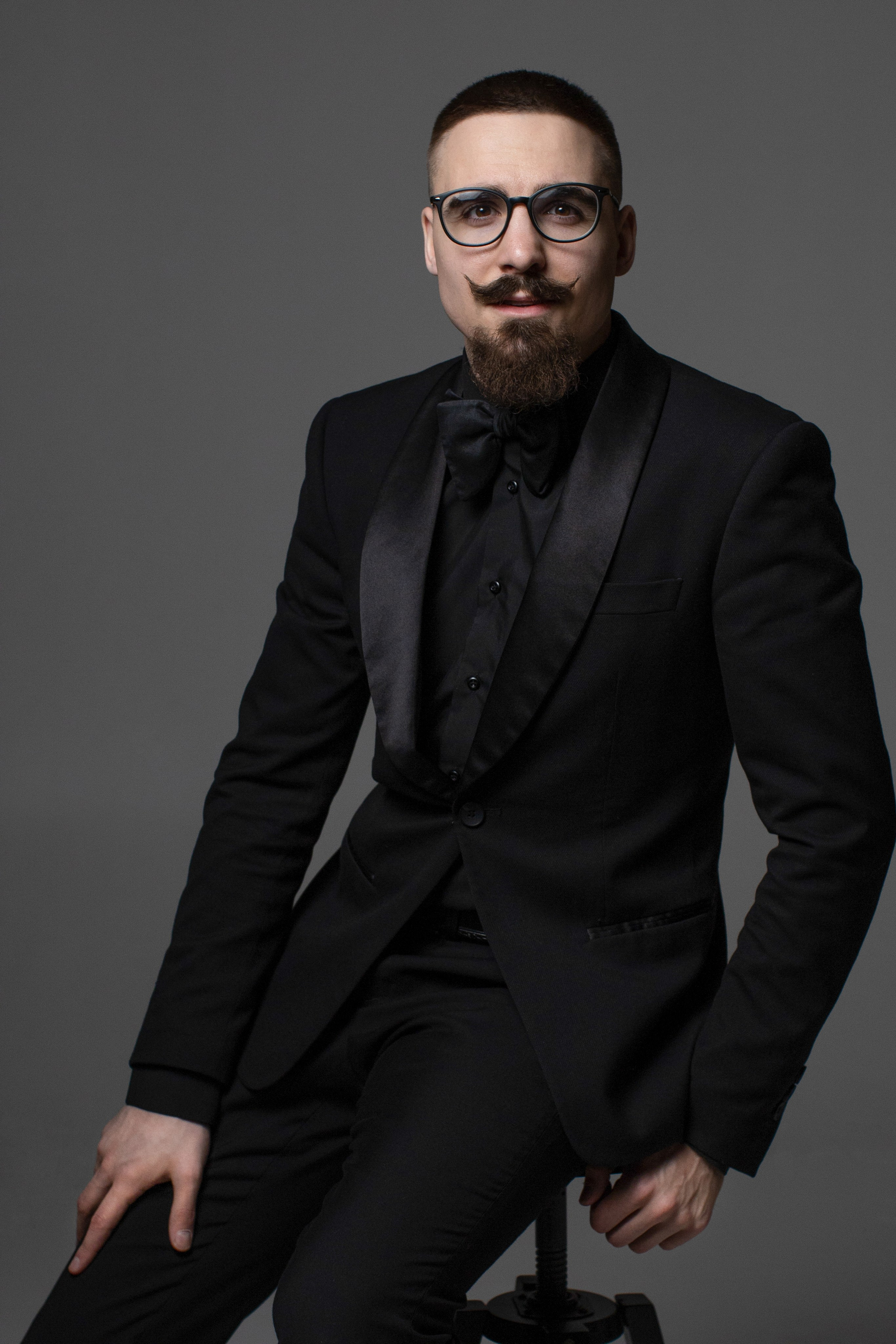 Артур. Свадебные фотографы в г. Сургут Маркова Наталья и Замахина Елена