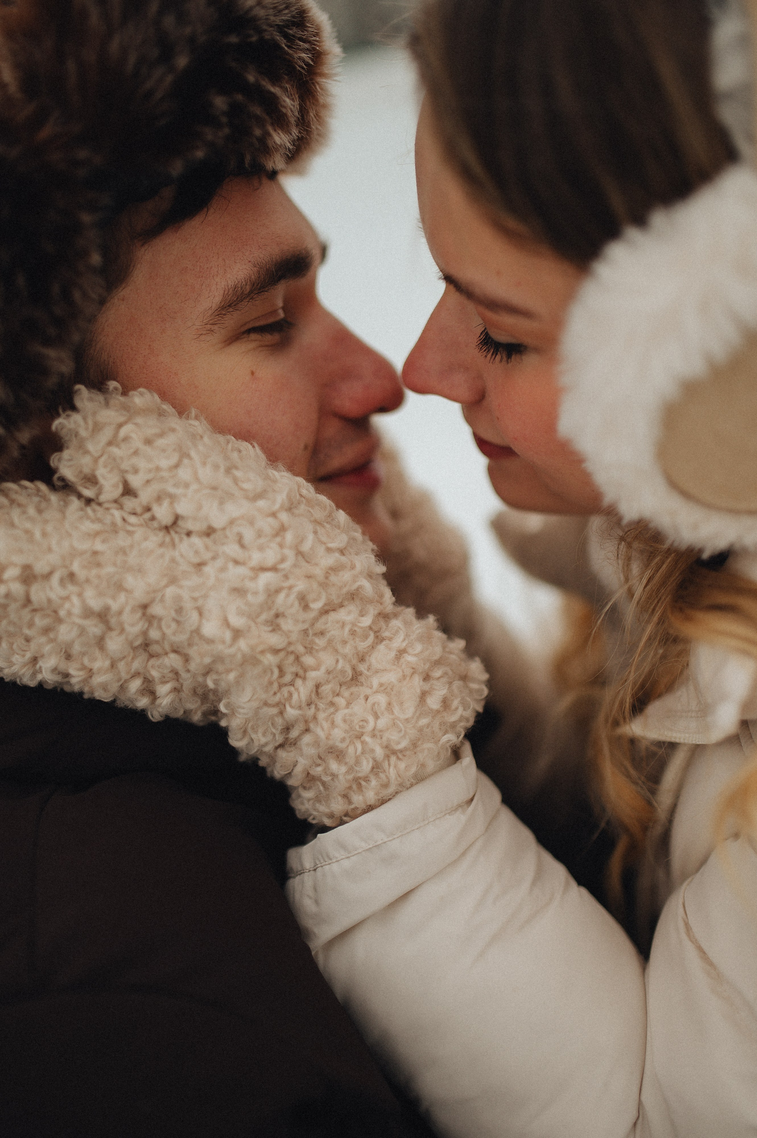Nikita and Daria. Photographer in Prague Yara Kurkus