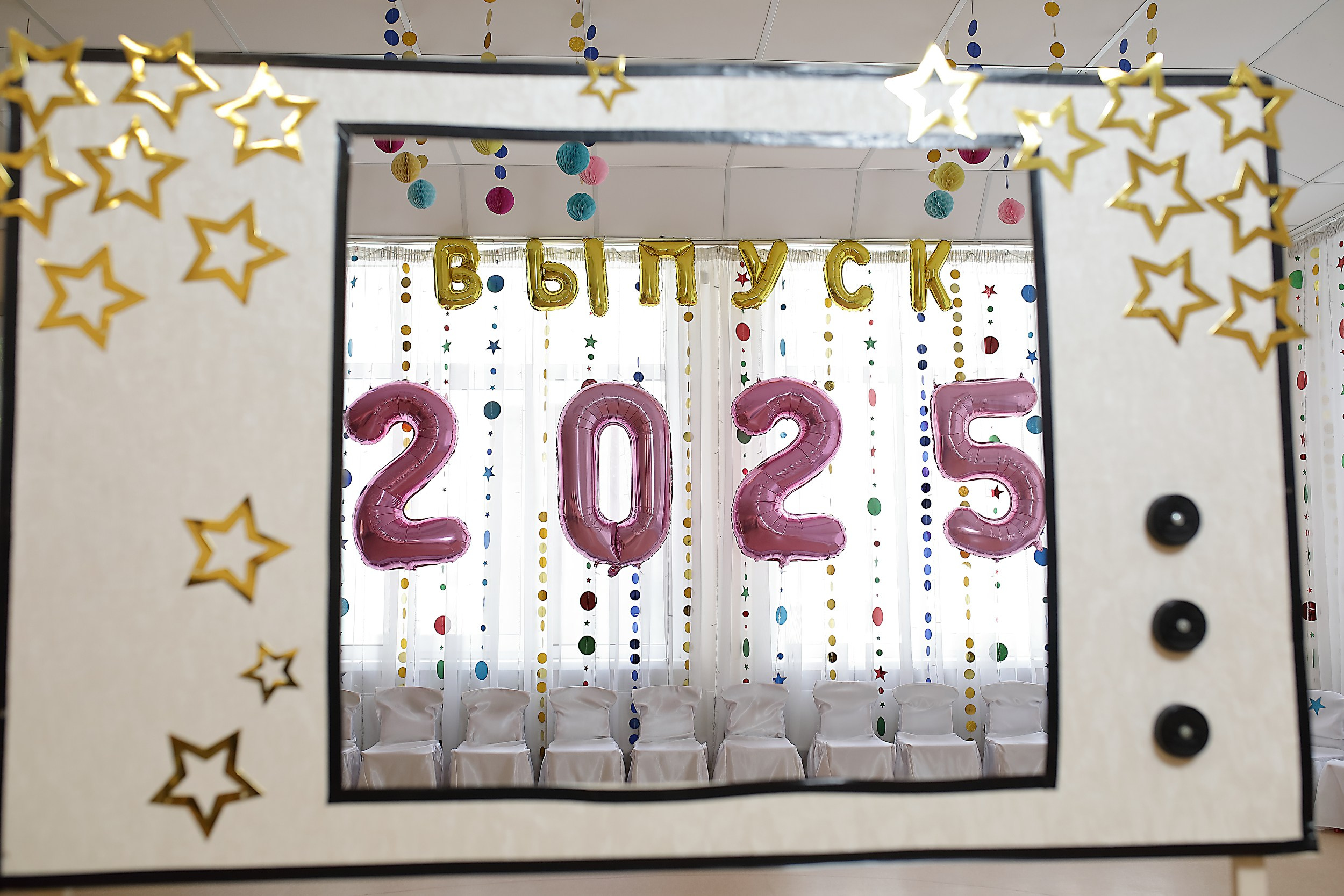 Фотосессия выпускного в детском саду. Свадебный и семейный фотограф и видеограф в Екатеринбурге Полянские Тимур и Анастасия