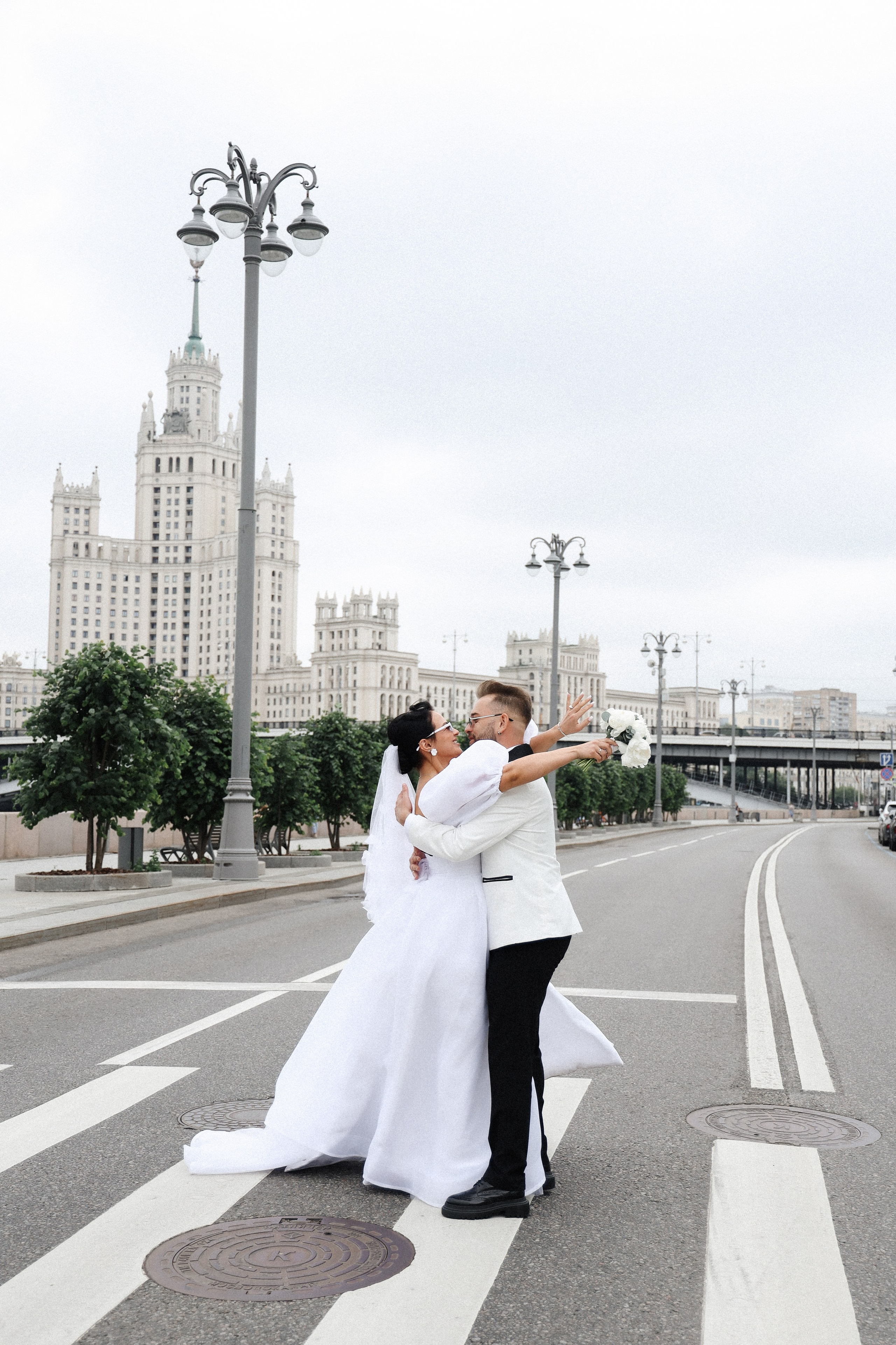 Т. + А. Роспись в Сити, прогулка по набережным Москвы. Семейный и lovestory фотограф в Москве Светлана Коняхина