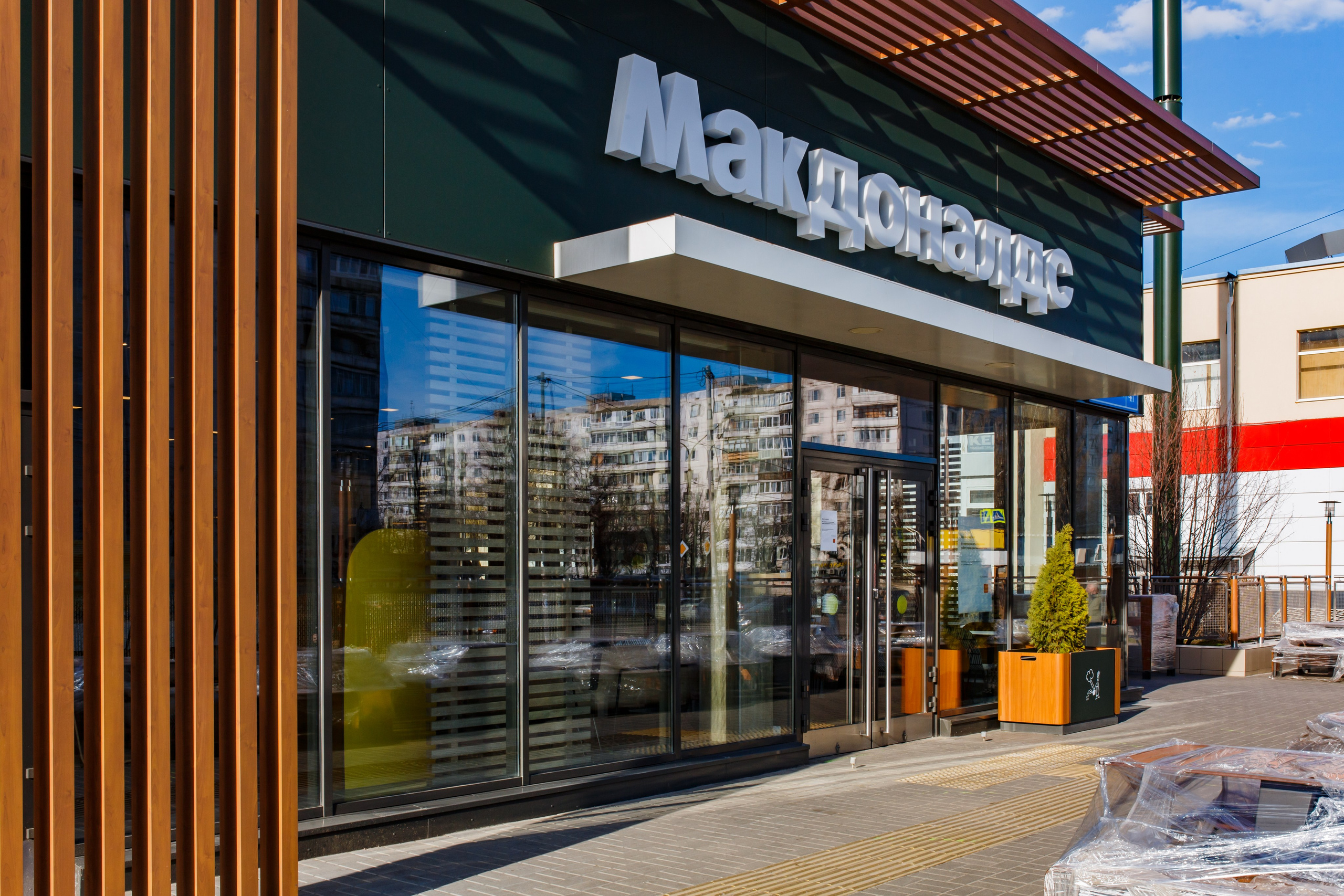 АО «Рубль», остекления зданий. Фотограф в Воронеже Иван Самодуров