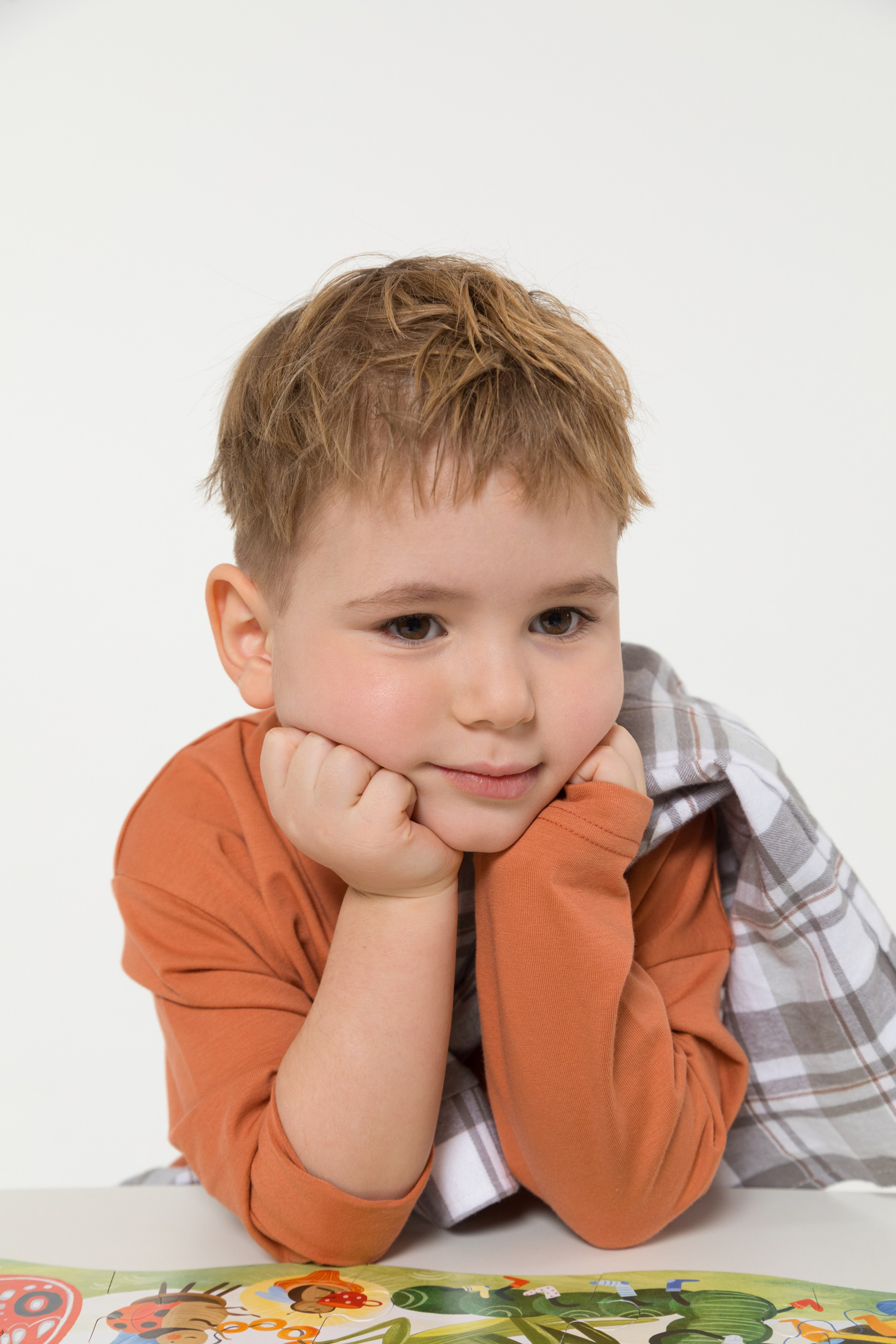 Имиджевая и каталожная съёмка для бренда детских пазлов. Детский и контент фотограф Надя Волкова Санкт-Петербург