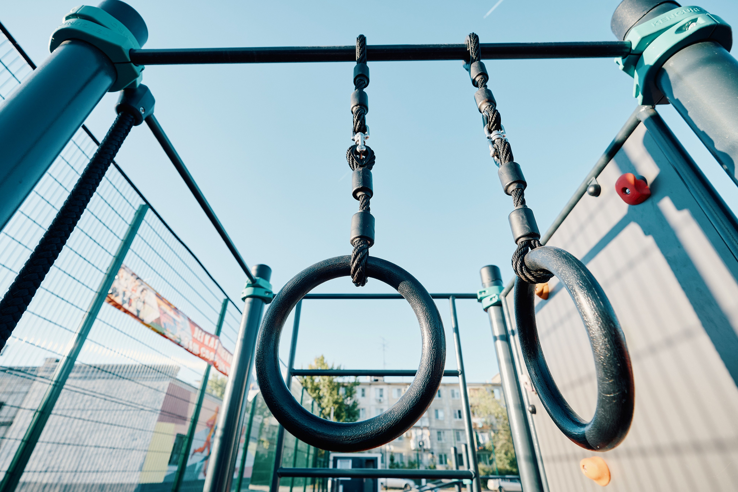 Спортивная площадка KENGURU PRO. Фотограф Никита Барановский