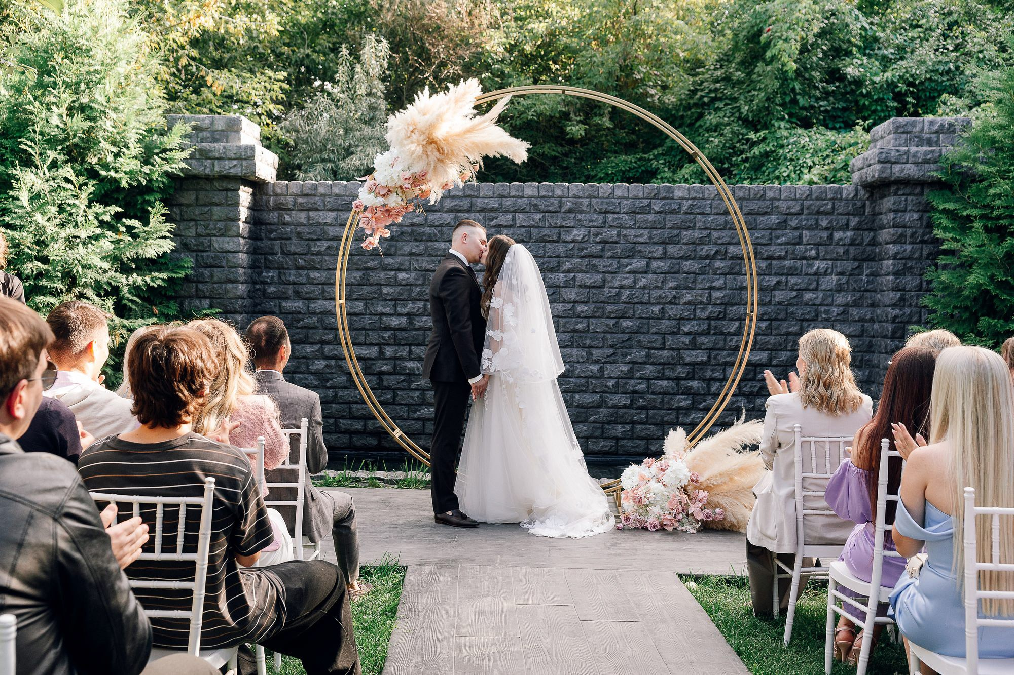 «От сборов до торта». Сергей Гладков свадебный фотограф в Москве