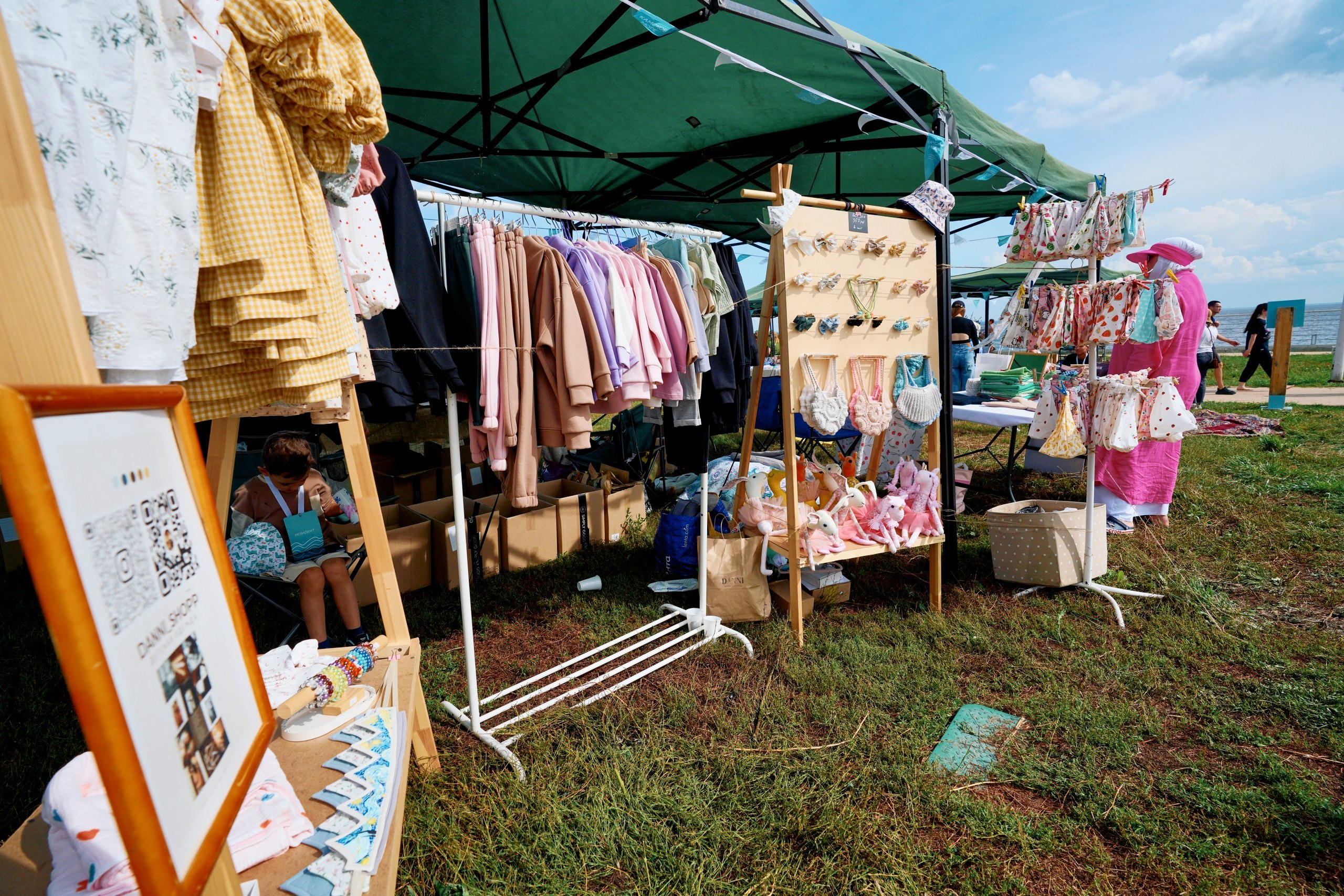 Пляжный маркет 2024, г. Лаишево. Фотограф Казань
