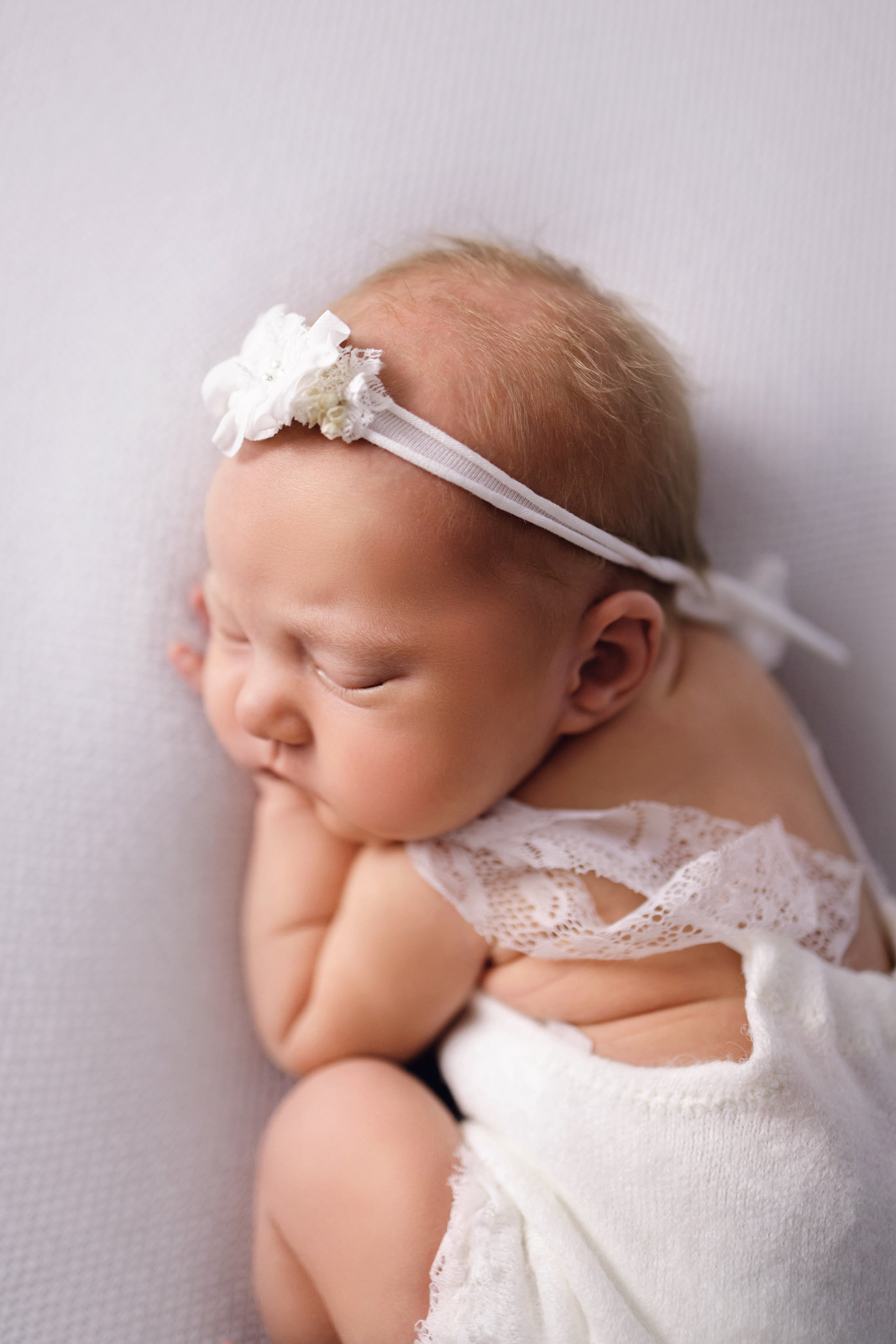 Сабрина. Евгения Горбунова фотограф новорожденных в Новом Уренгое