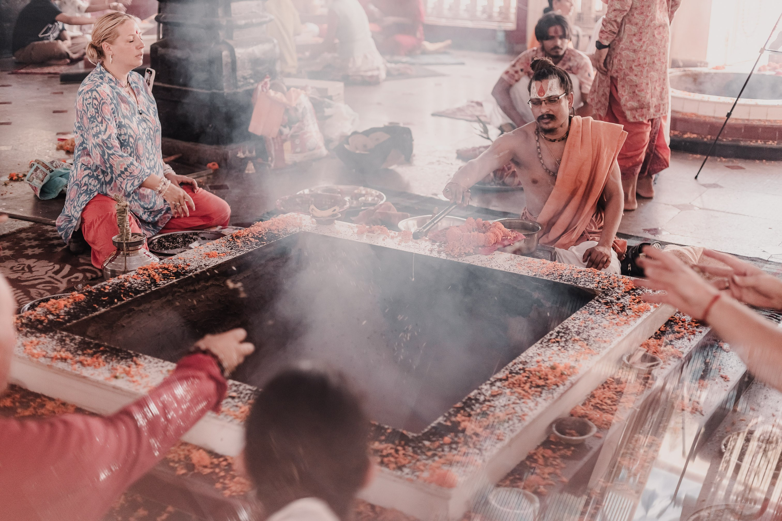 Navaratri yajna at Devraha Baba Ji ashram. Мариам Багдасарян