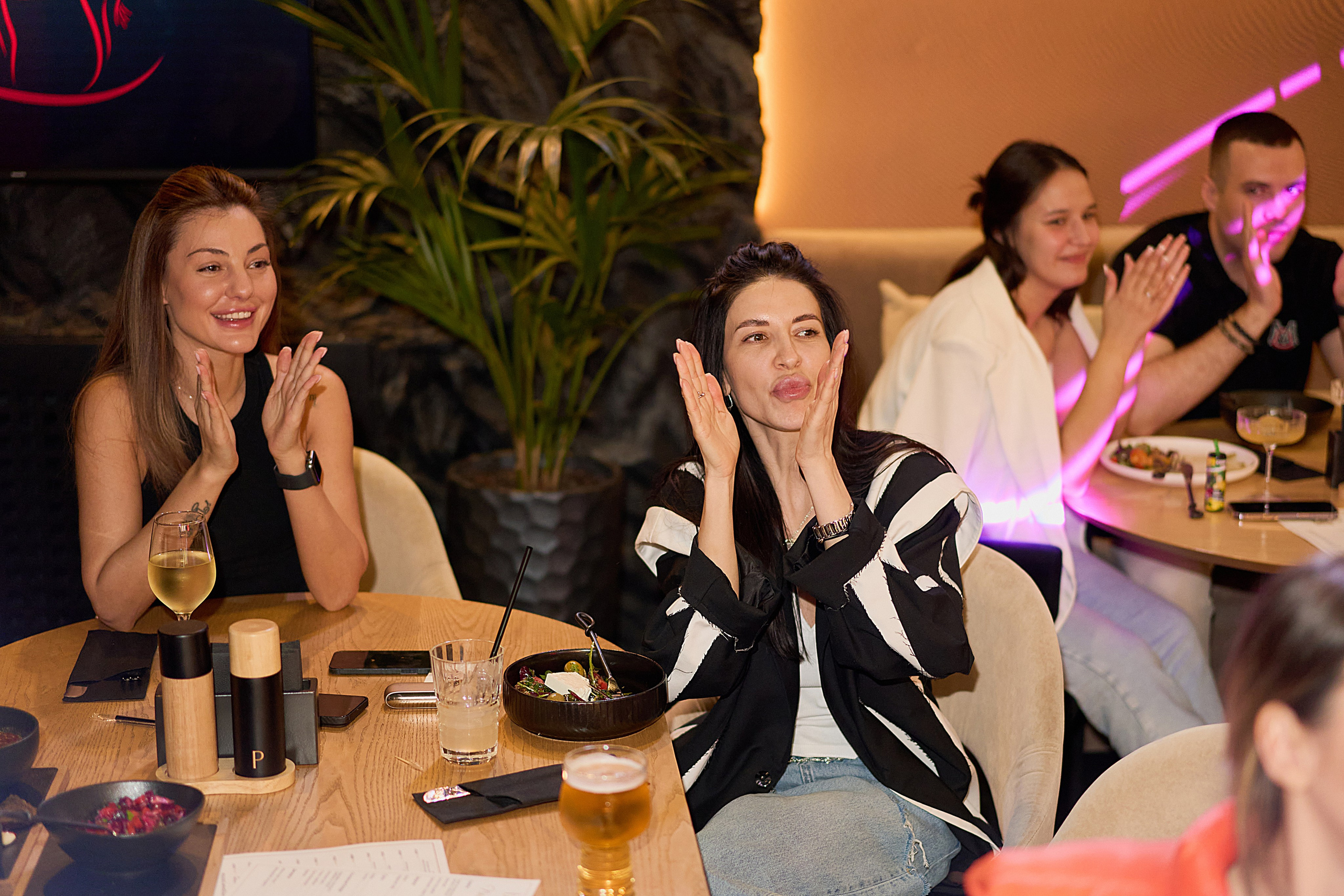 TOOMUCH LOUNGE BAR. Чумаков Алексей Фотограф|Видеограф свадебные, индивидуальные, семейные, репортаж