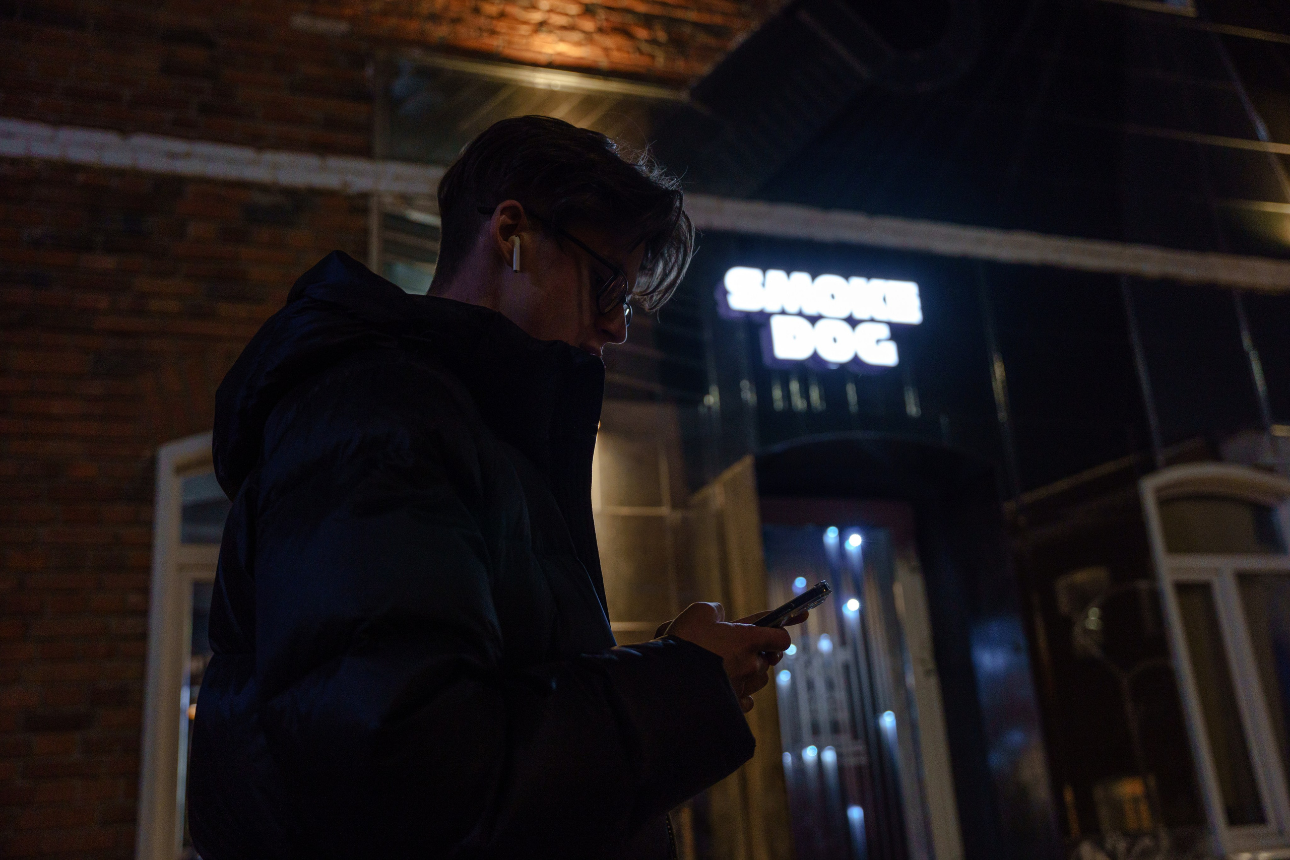 Crypto Summit 2024 After Party в SMOKE DOG. Репортажный фотограф Москва Сергей Дружинин