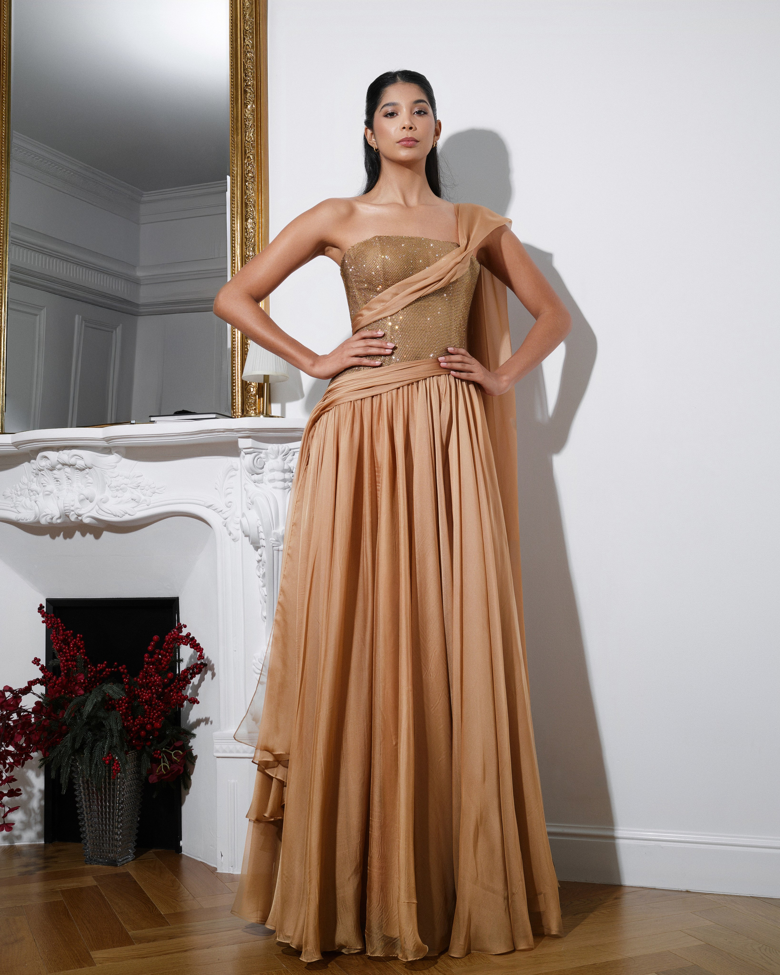 Brand Dress. NOIZOMAX Художественный фотограф в Дубай