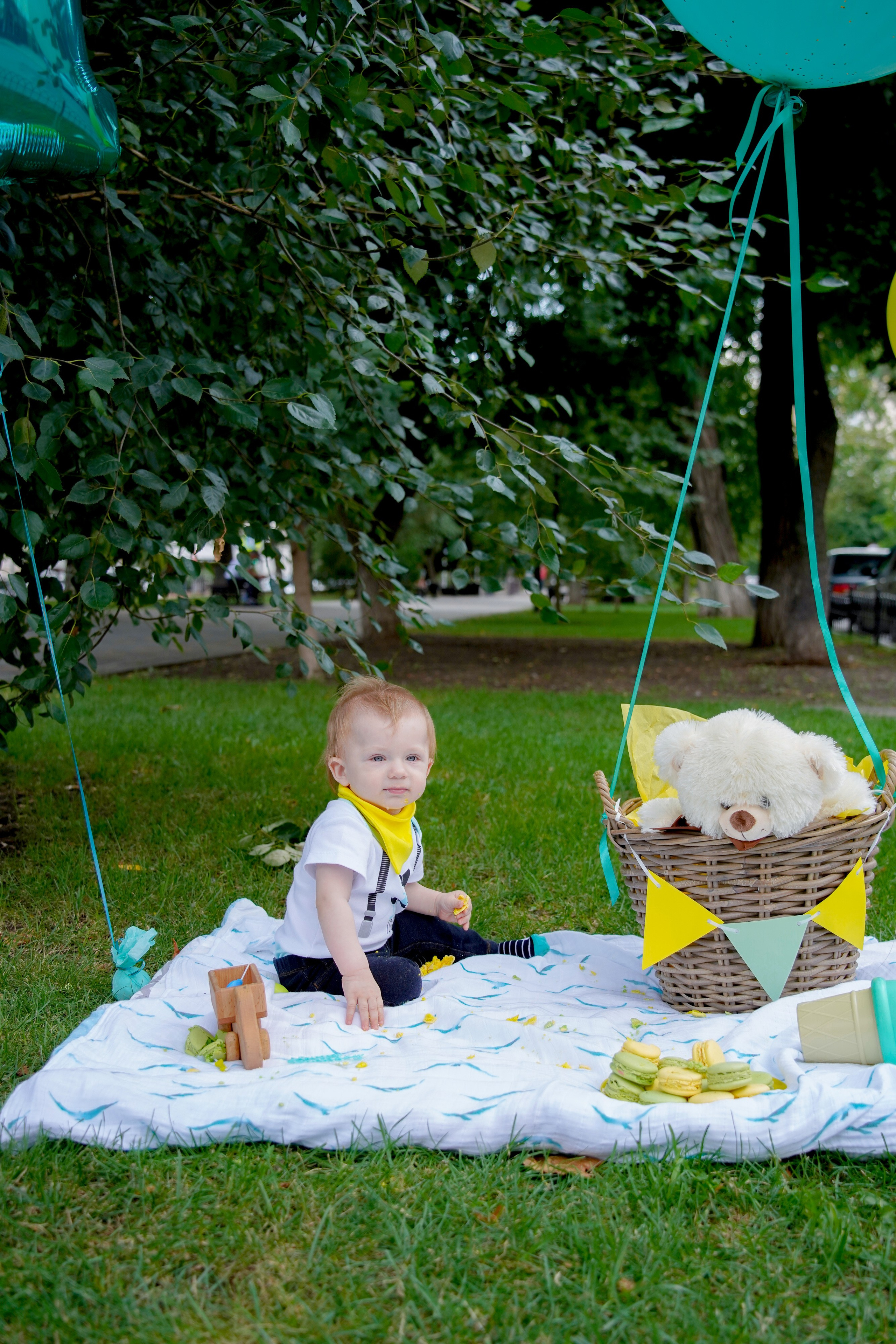 1 год)). Max Matvich and Victoria Basova are professionals in their field