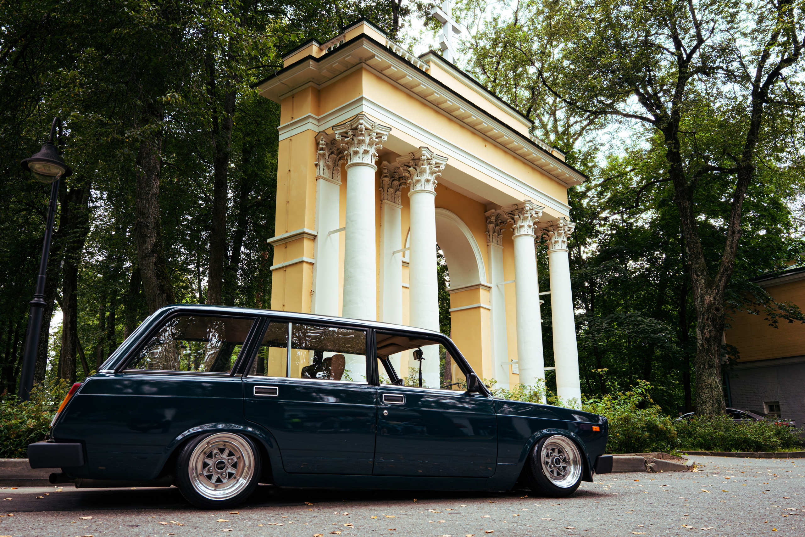 Автовыходные 2025. Автомобильный фотограф в Москве Дмитрий Глазков