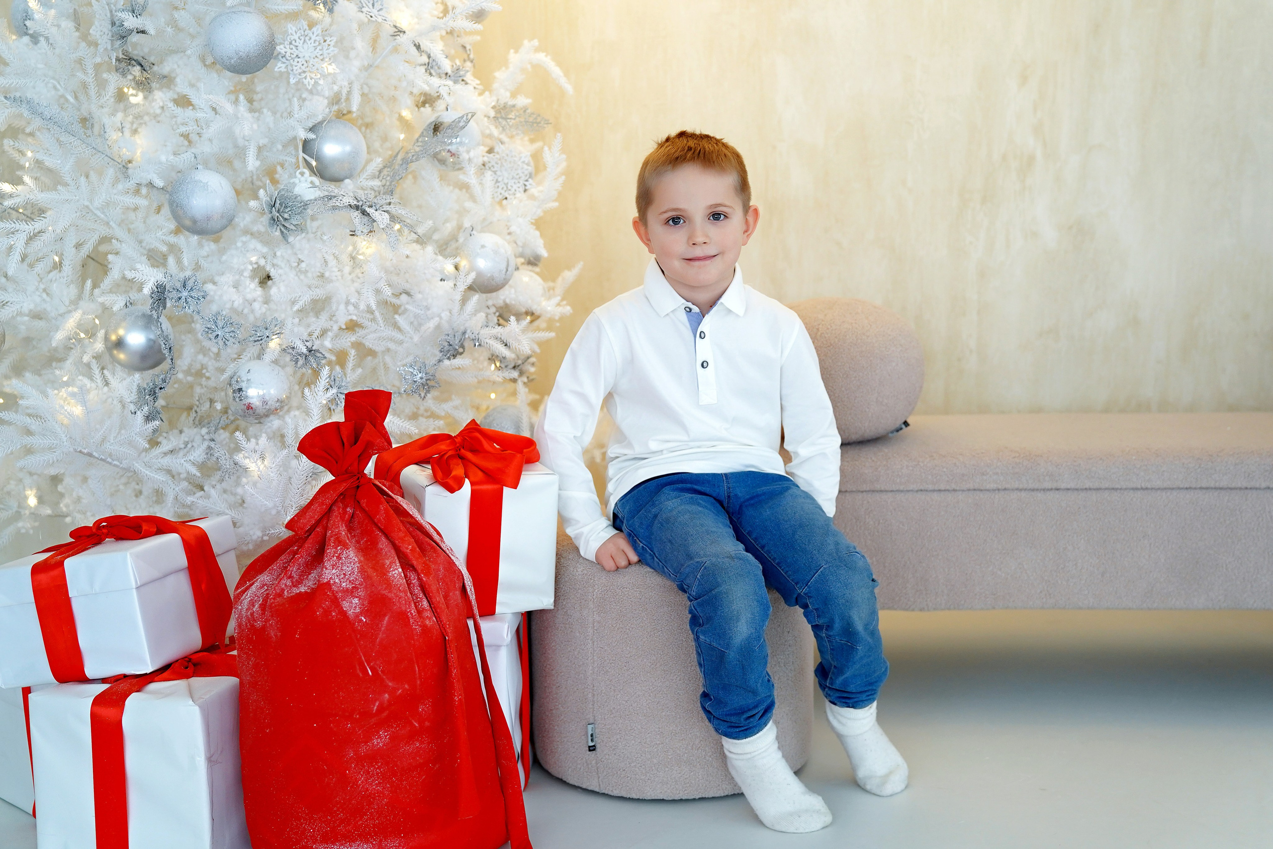 Семейная фотосессия в студии ZOOM (Сосенки). Семейный и детский фотограф в Москве Екатерина Офицерова