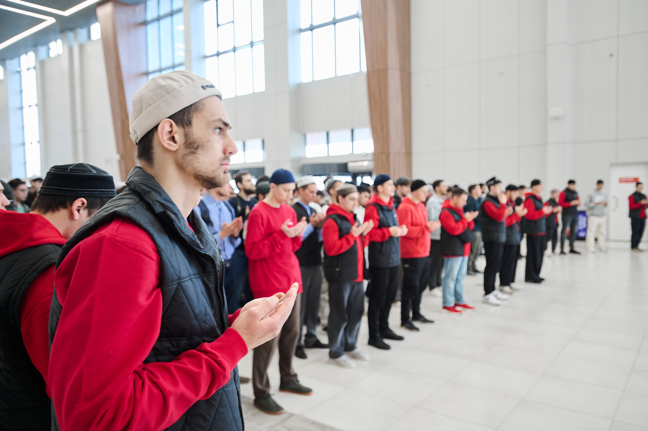 Репортажный фотограф на юбилей корпоратив, мероприятия в Уфе. Свадебный фотограф Тимур Хабибуллин
