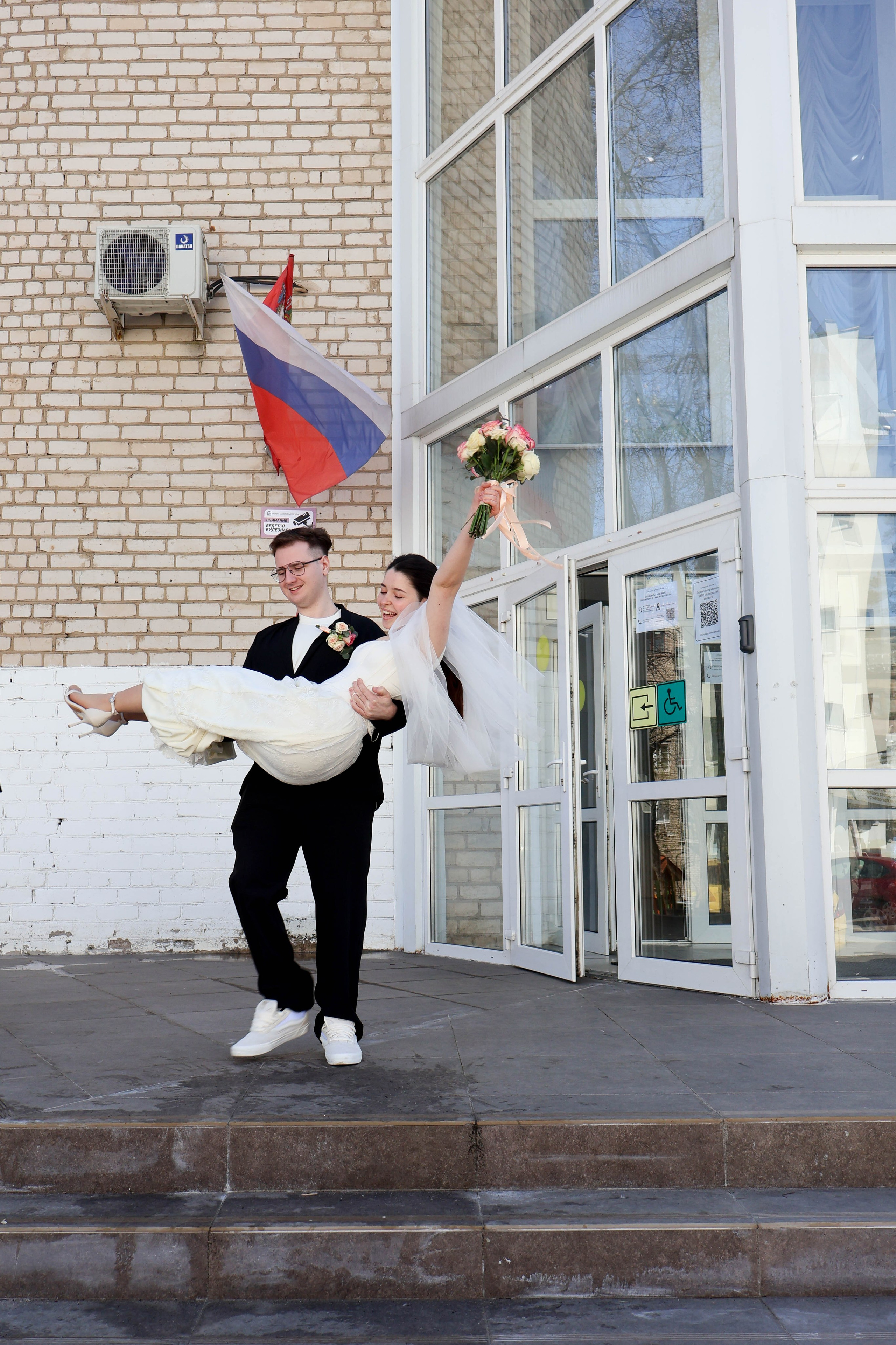 Влад и Адель. Виктория Шишкова свадебный фотограф Москва и МО (Балашиха, Щелково)