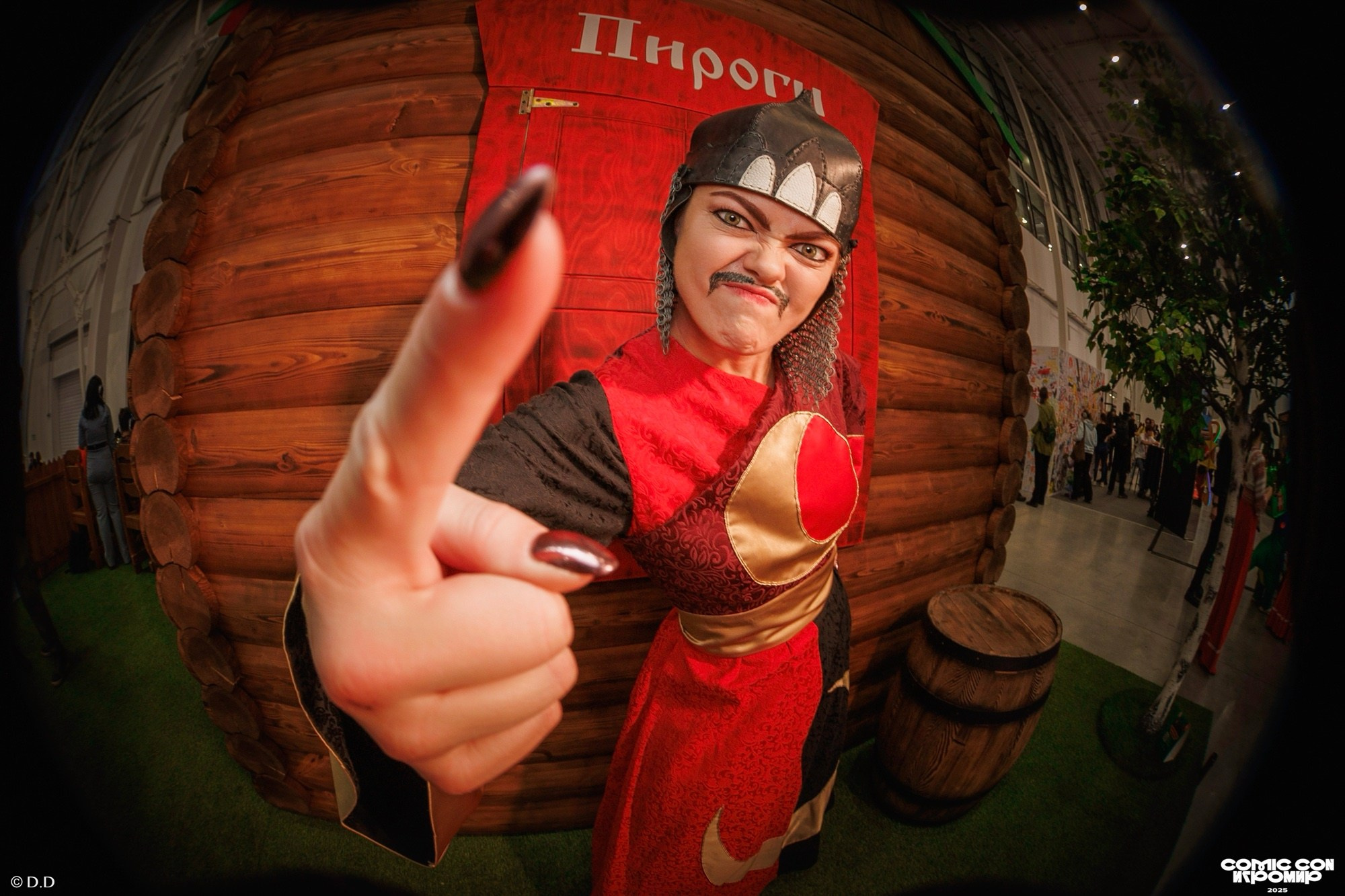 Comic Con Игромир 2025. Различные мероприятия и просто фотографии людей