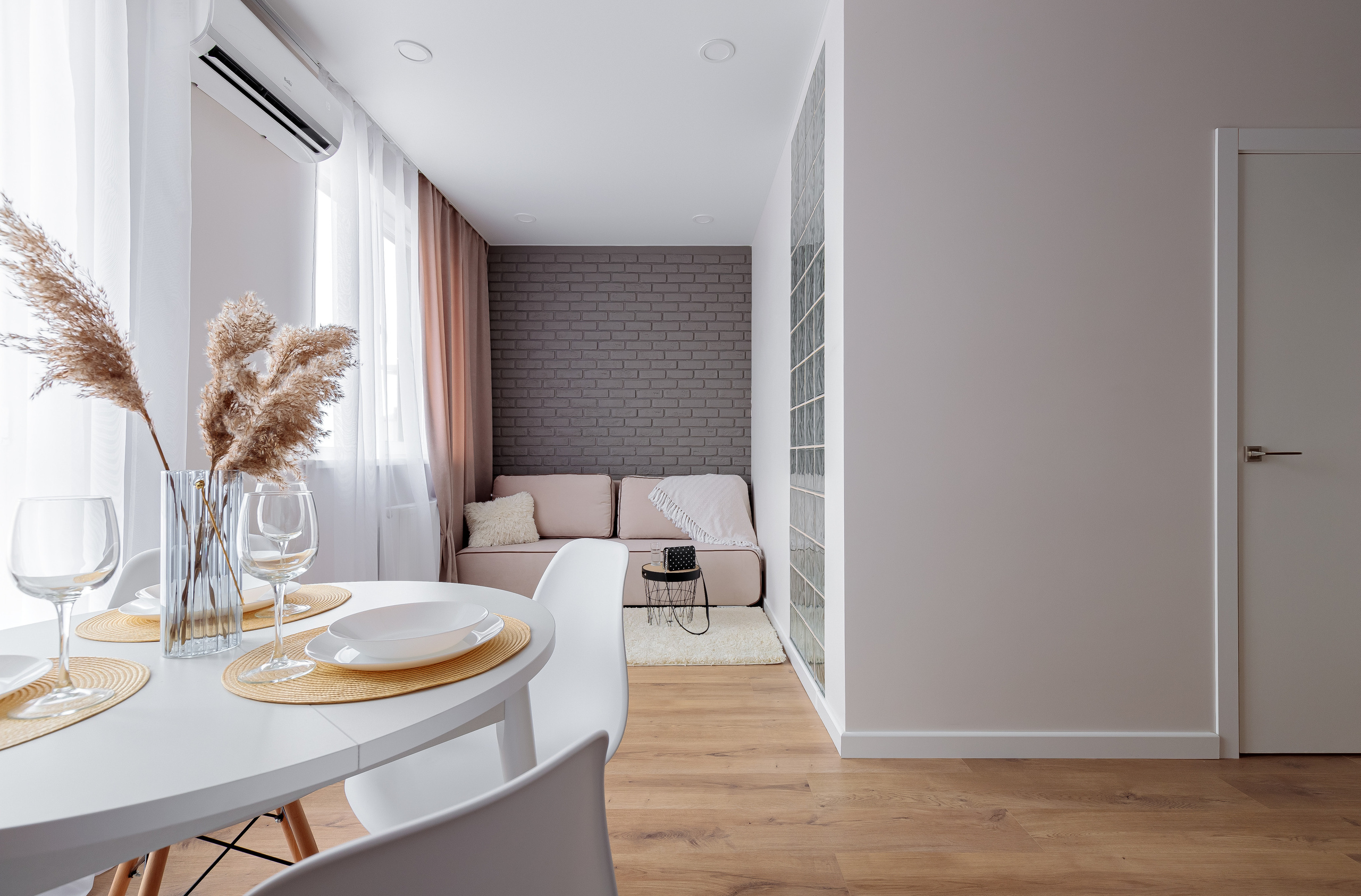 Квартира для молодой девушки по проекту Елизаветы Горбуновой. г. Краснодар. Интерьерный фотограф в Краснодарском крае Светлана Шурлова