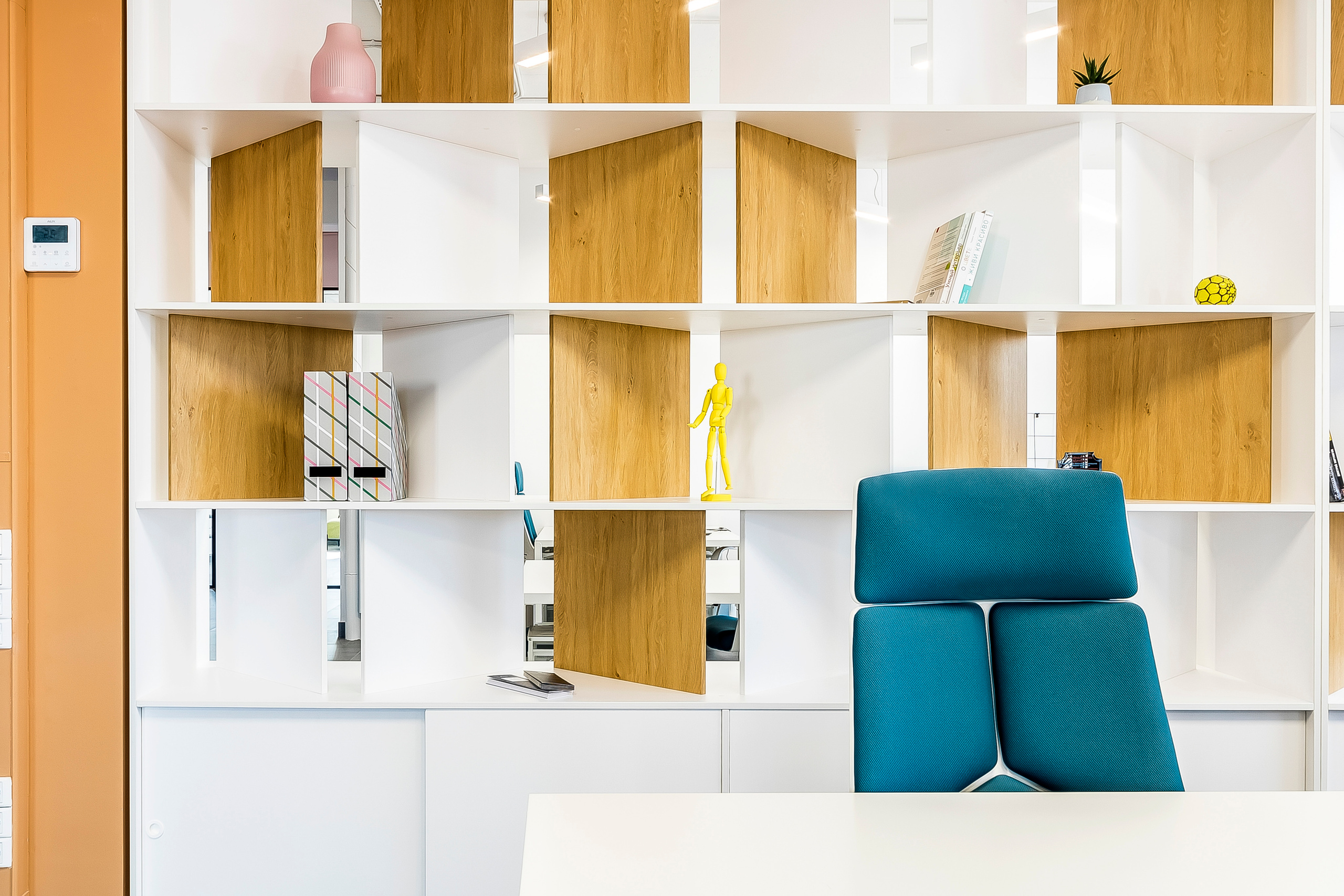 Офис студии по дизайну и ремонту «Mira group». Интерьерный фотограф в Краснодарском крае Светлана Шурлова