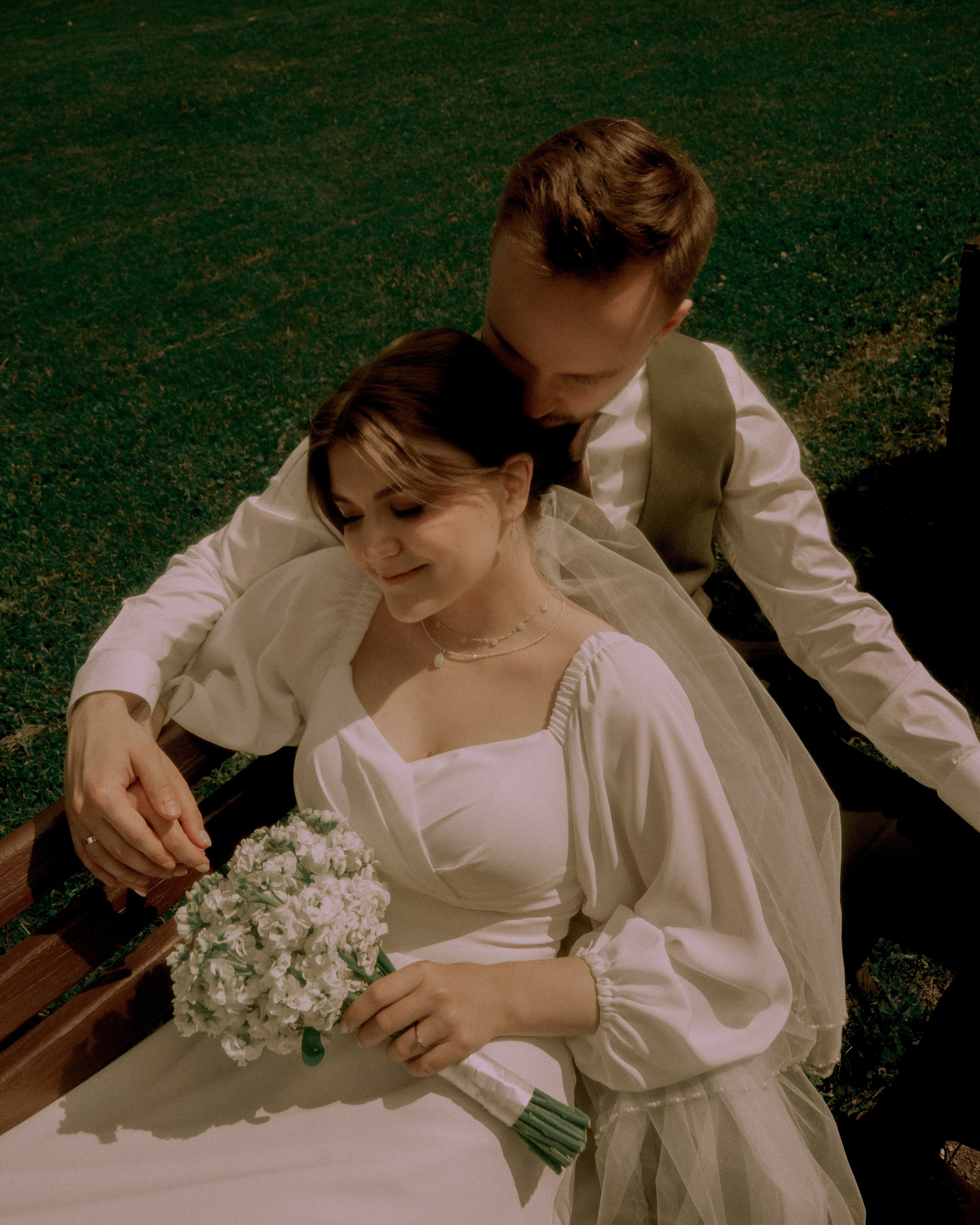 Москва как декорация любви — свадебная фотосессия в городе и на природе. Свадебный фотограф в Санкт-Петербурге Миша Репина