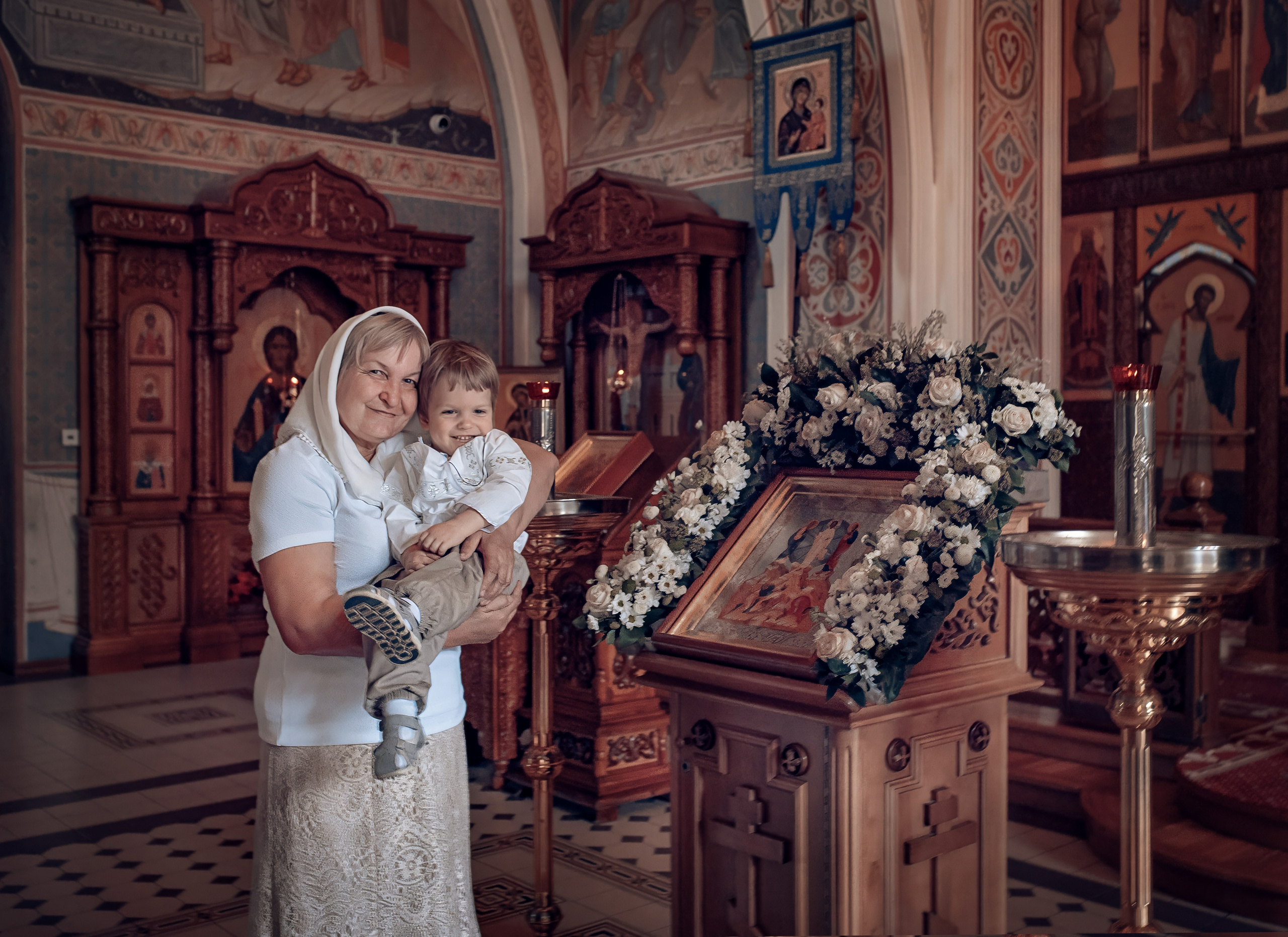 Сьемка крещения в Красноярске. Фотограф на крещение в Красноярске. Фотографы крещения/венчания  Красноярск Татьяна и Вячеслав Переваловы