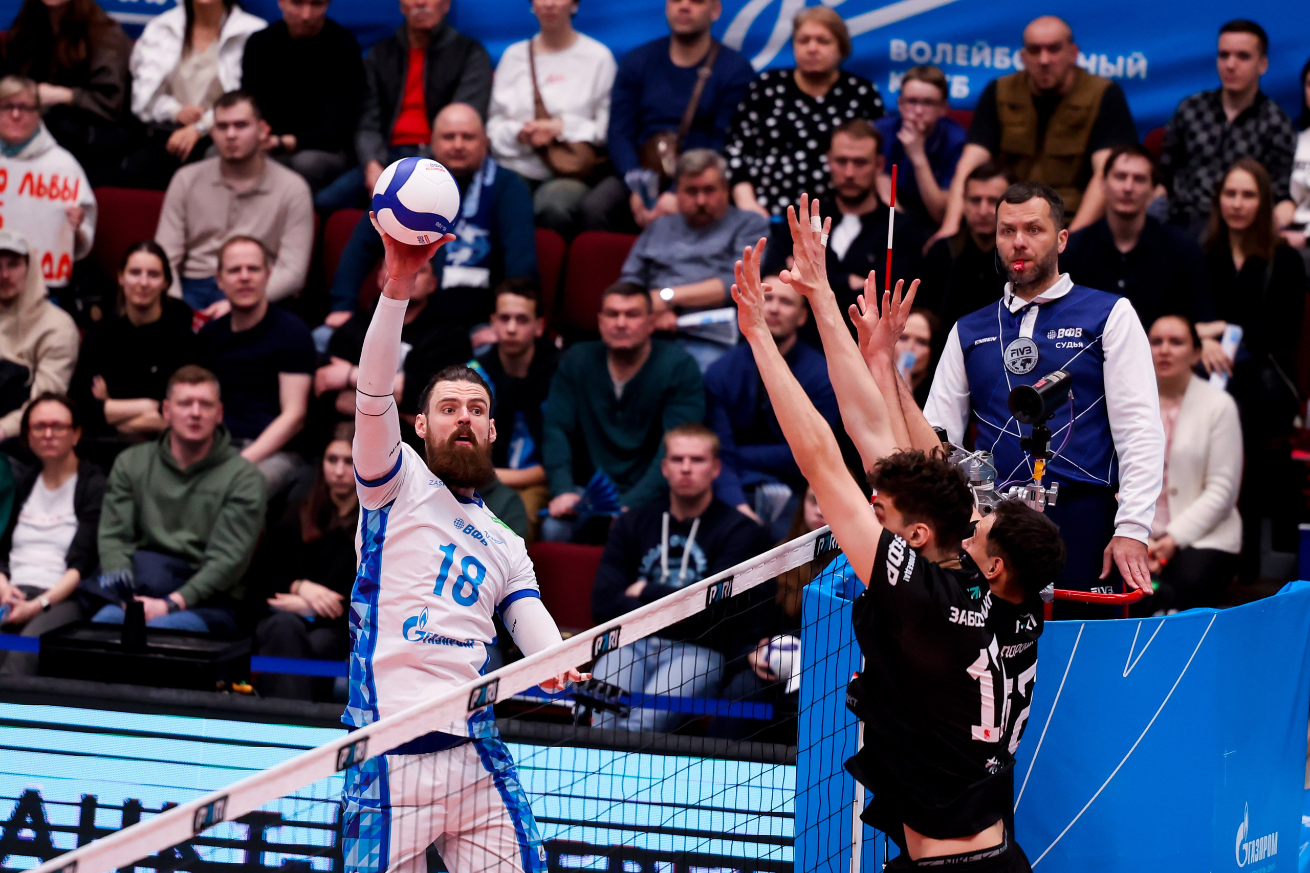 ВК Зенит — ВК Белогорье 08.04.2025. Спортивный и репортажный фотограф Антон Тереханов