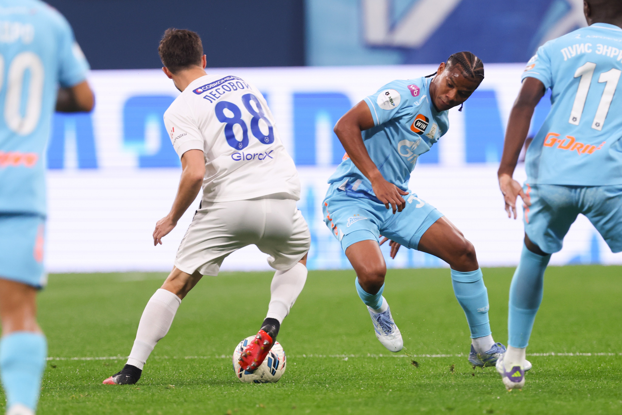 ФК «Зенит» — ФК «Пари НН» 30.08.2025. Спортивный и репортажный фотограф Антон Тереханов