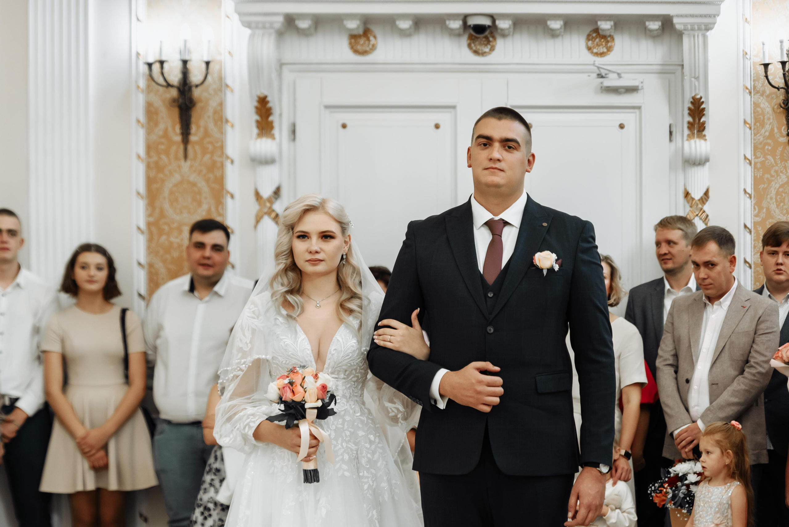 Плясала даже люстра :). Свадебный фотограф Москва — Юлия Фоменко — профессиональный фотограф