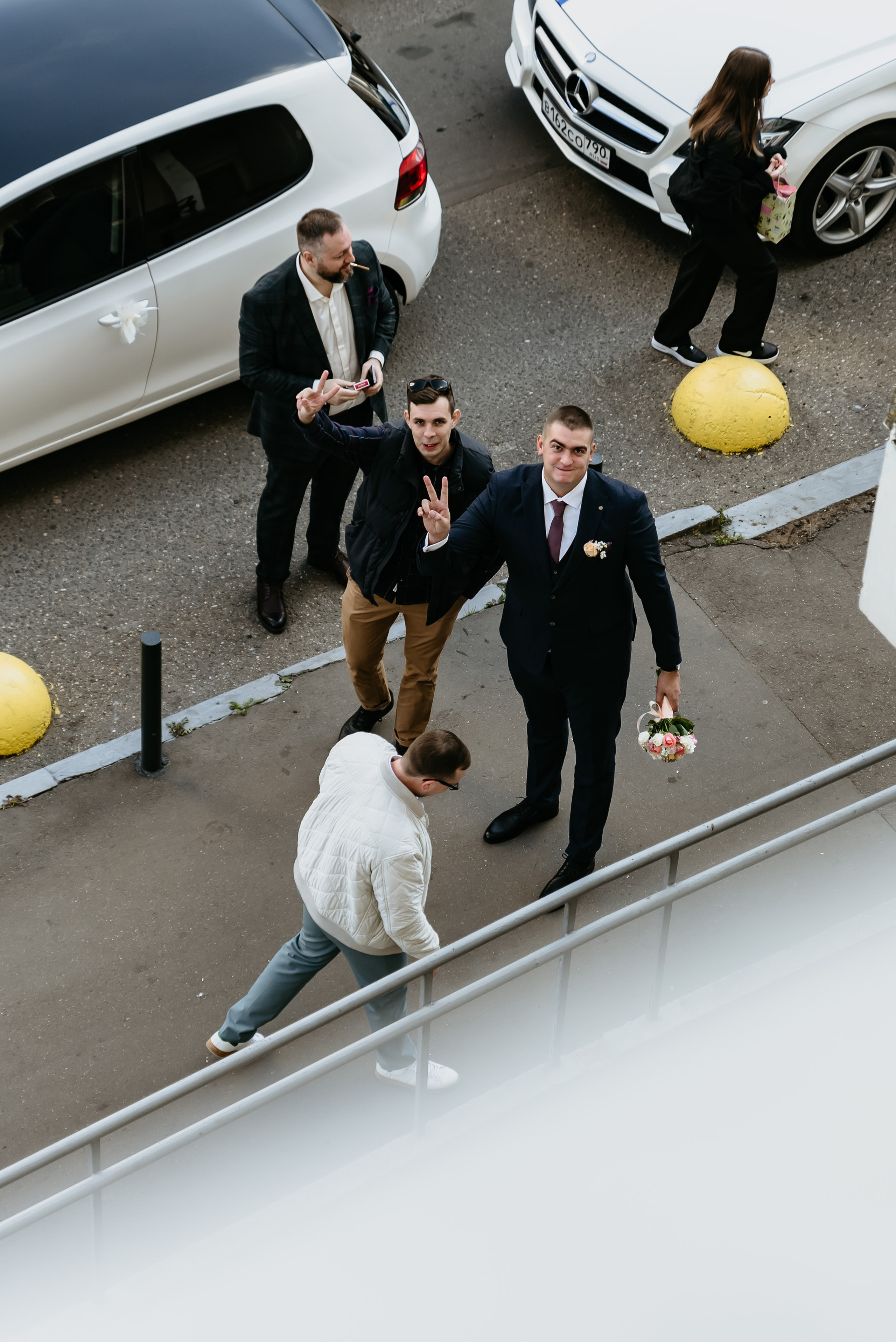 Плясала даже люстра :). Свадебный фотограф Москва — Юлия Фоменко — профессиональный фотограф