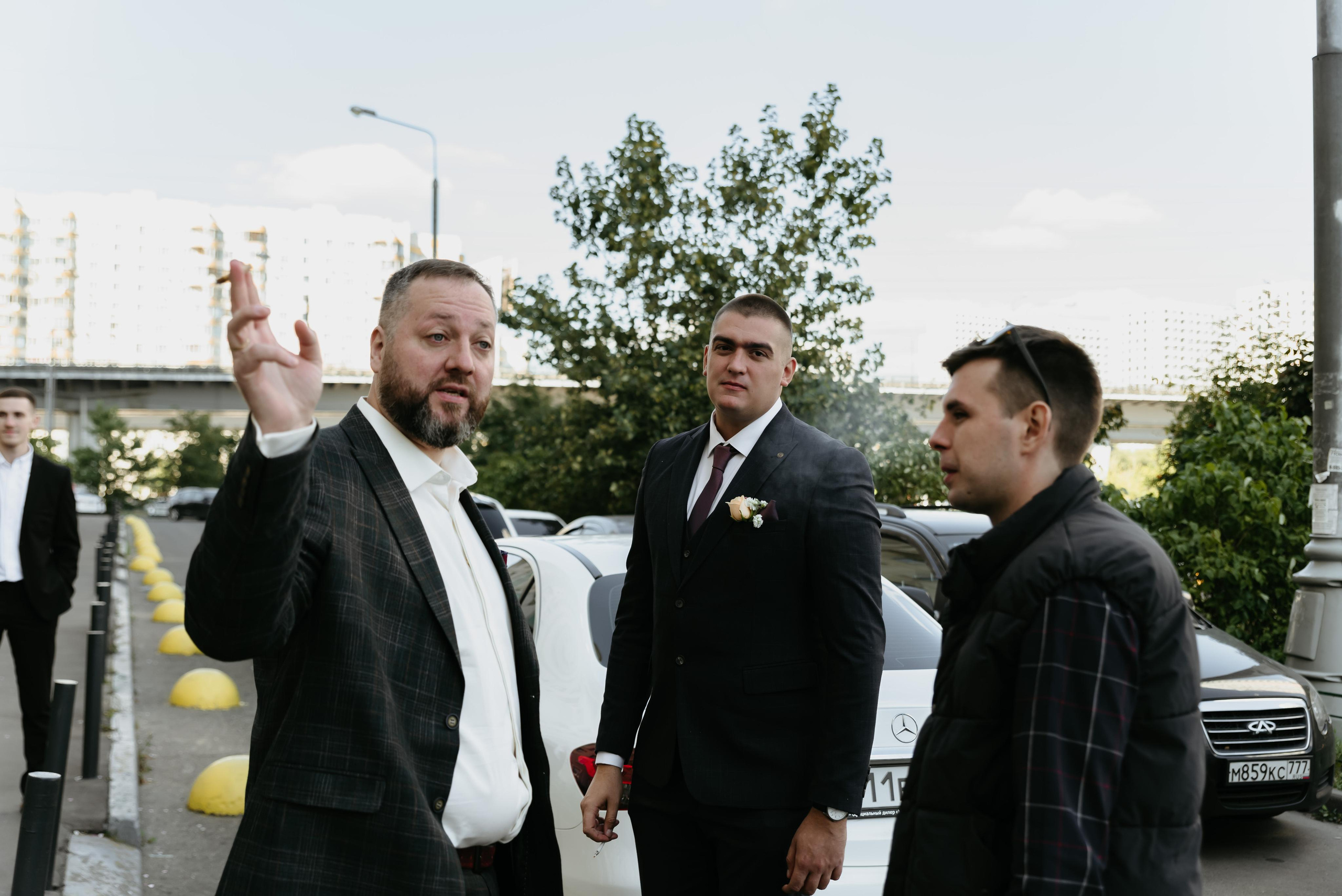 Плясала даже люстра :). Свадебный фотограф Москва — Юлия Фоменко — профессиональный фотограф