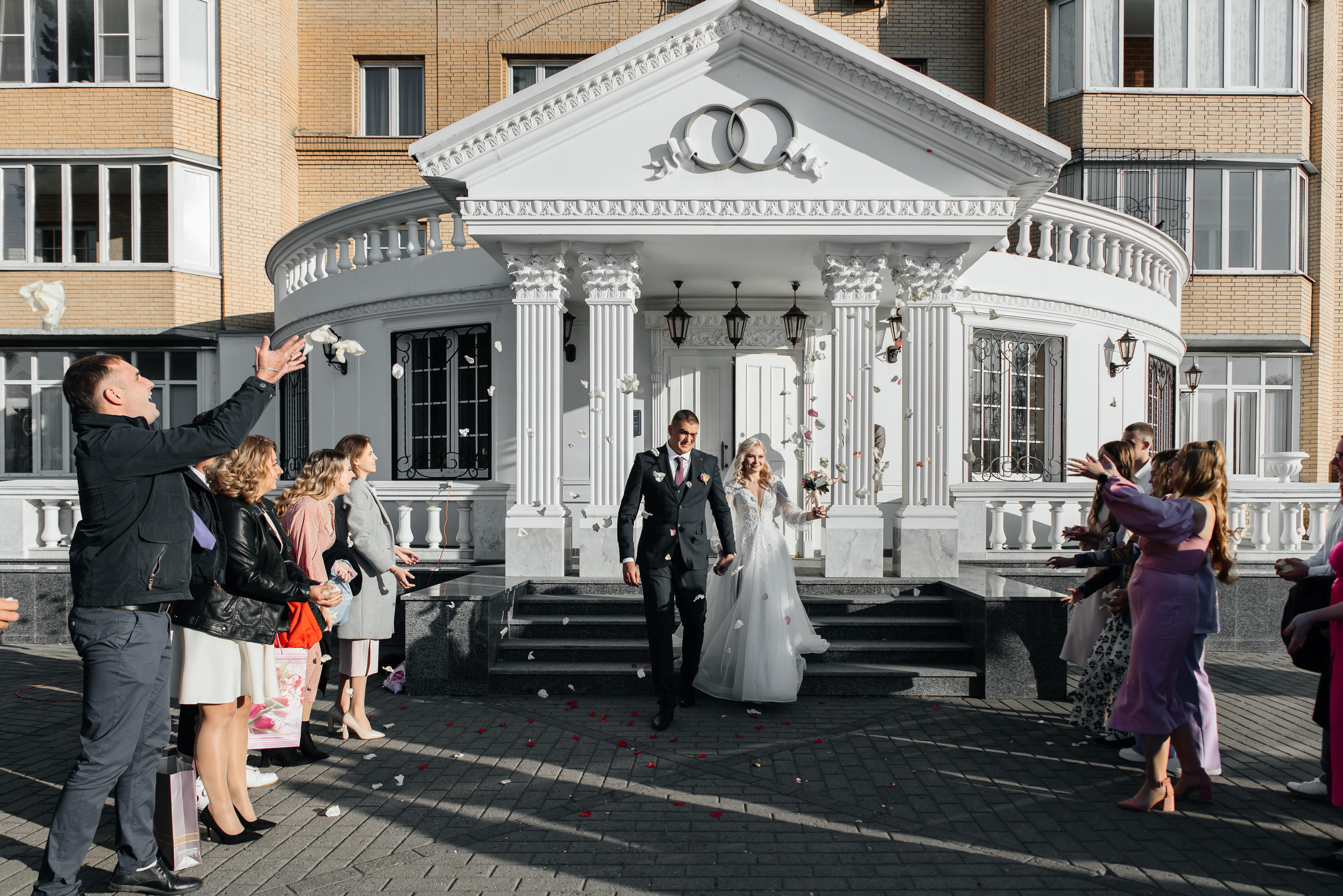 Плясала даже люстра :). Свадебный фотограф Москва — Юлия Фоменко — профессиональный фотограф