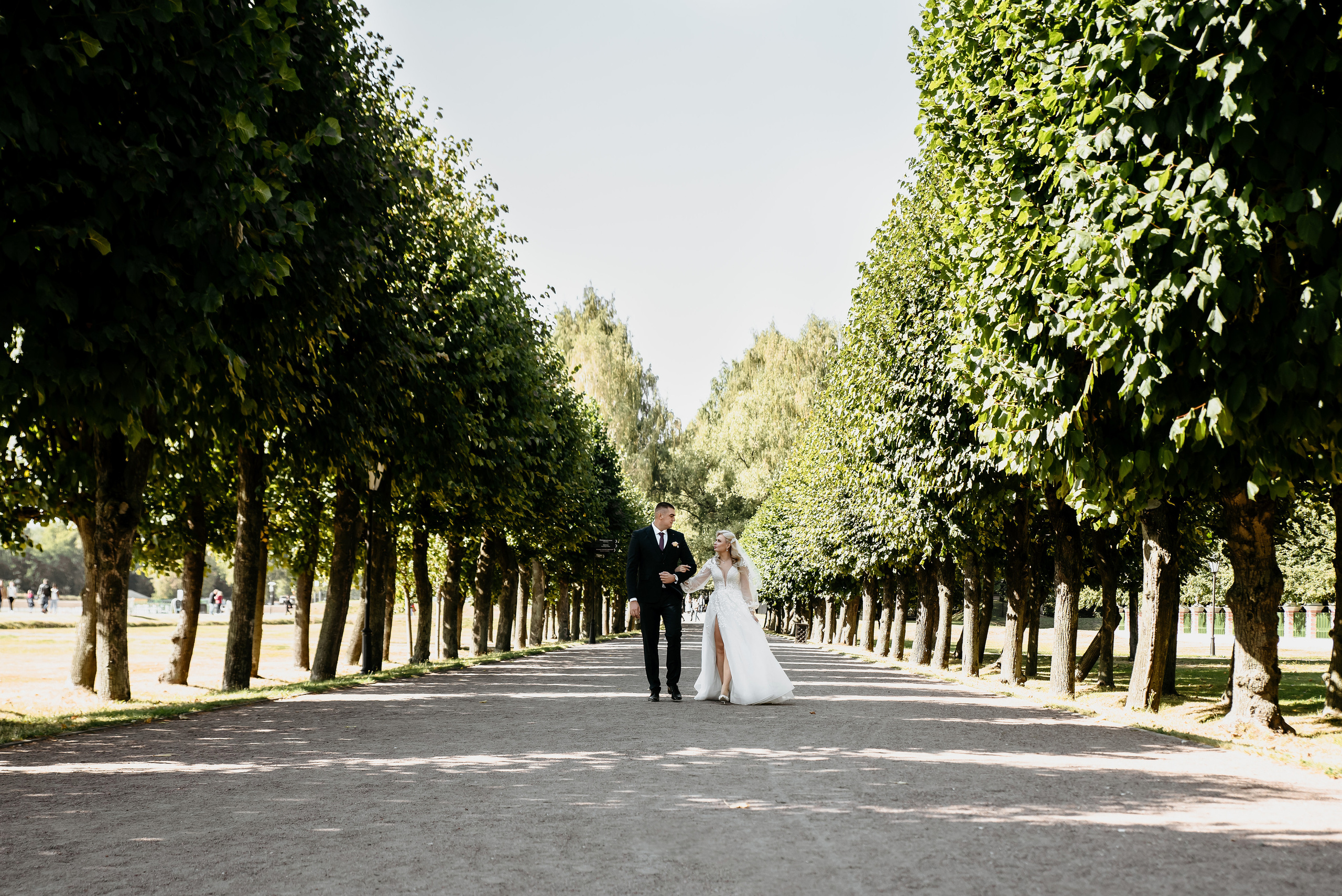 Плясала даже люстра :). Свадебный фотограф Москва — Юлия Фоменко — профессиональный фотограф