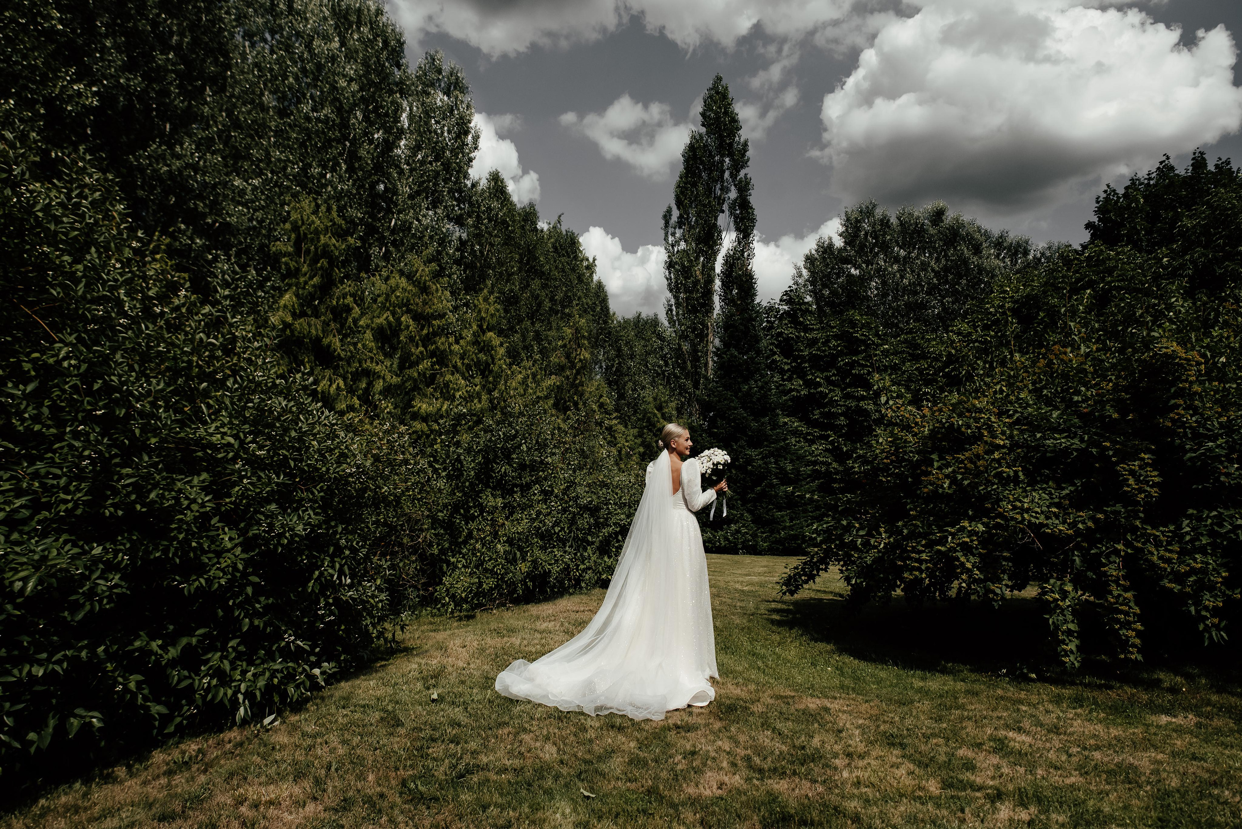 Свадебная фотосессия Раменское локация. Свадебный фотограф Москва — Юлия Фоменко — профессиональный фотограф