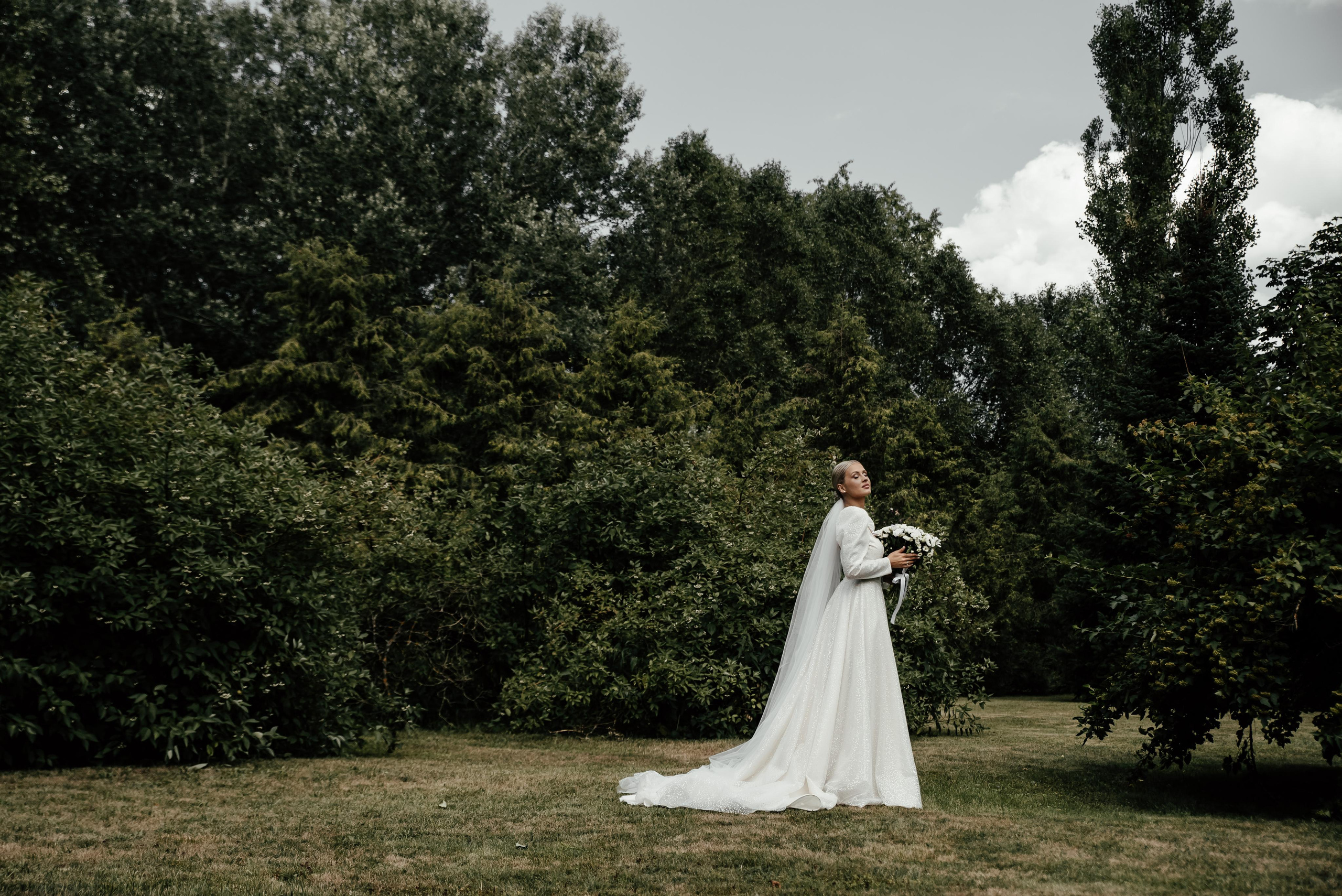 Свадебная фотосессия Раменское локация. Свадебный фотограф Москва — Юлия Фоменко — профессиональный фотограф