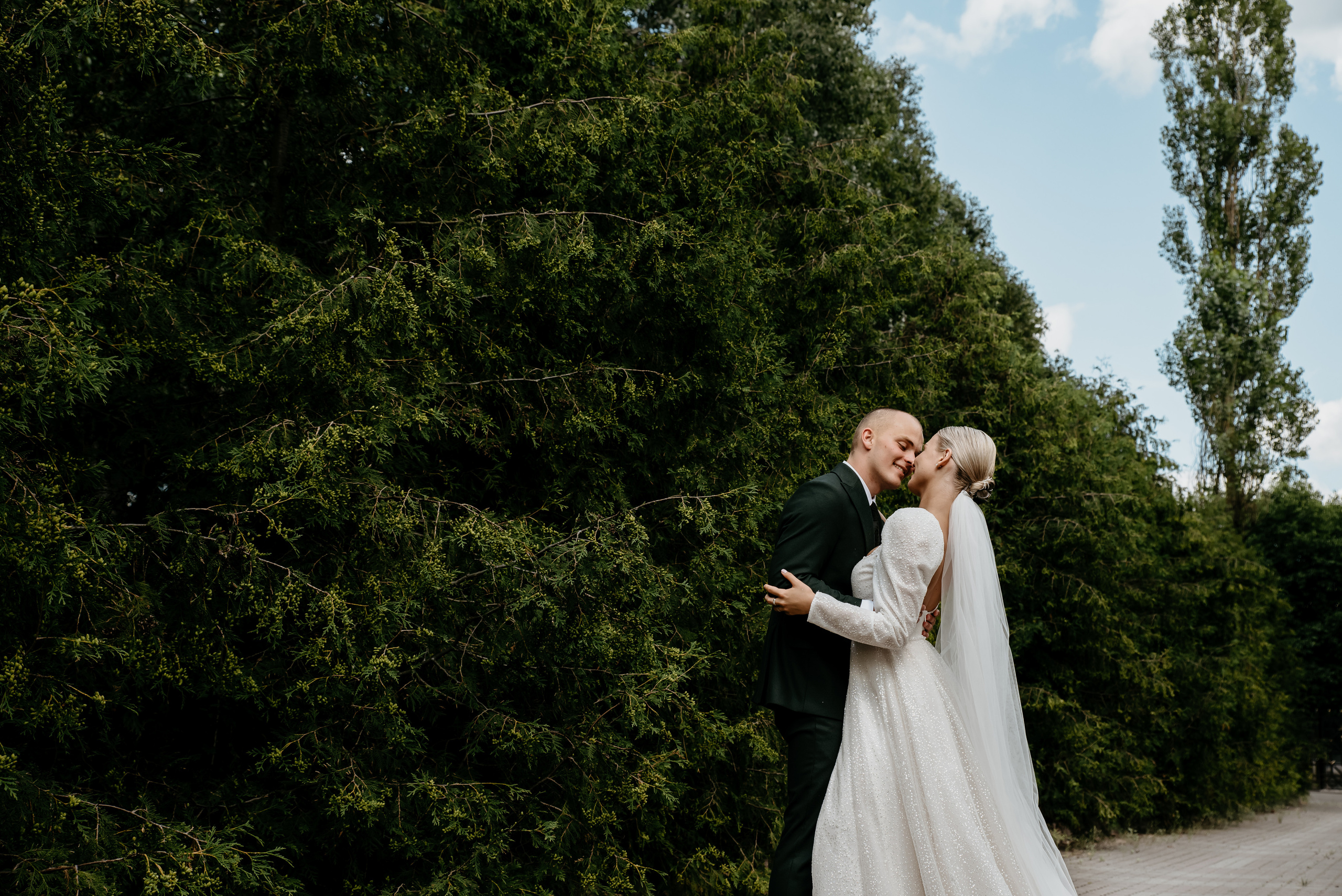 Свадебная фотосессия Раменское локация. Свадебный фотограф Москва — Юлия Фоменко — профессиональный фотограф