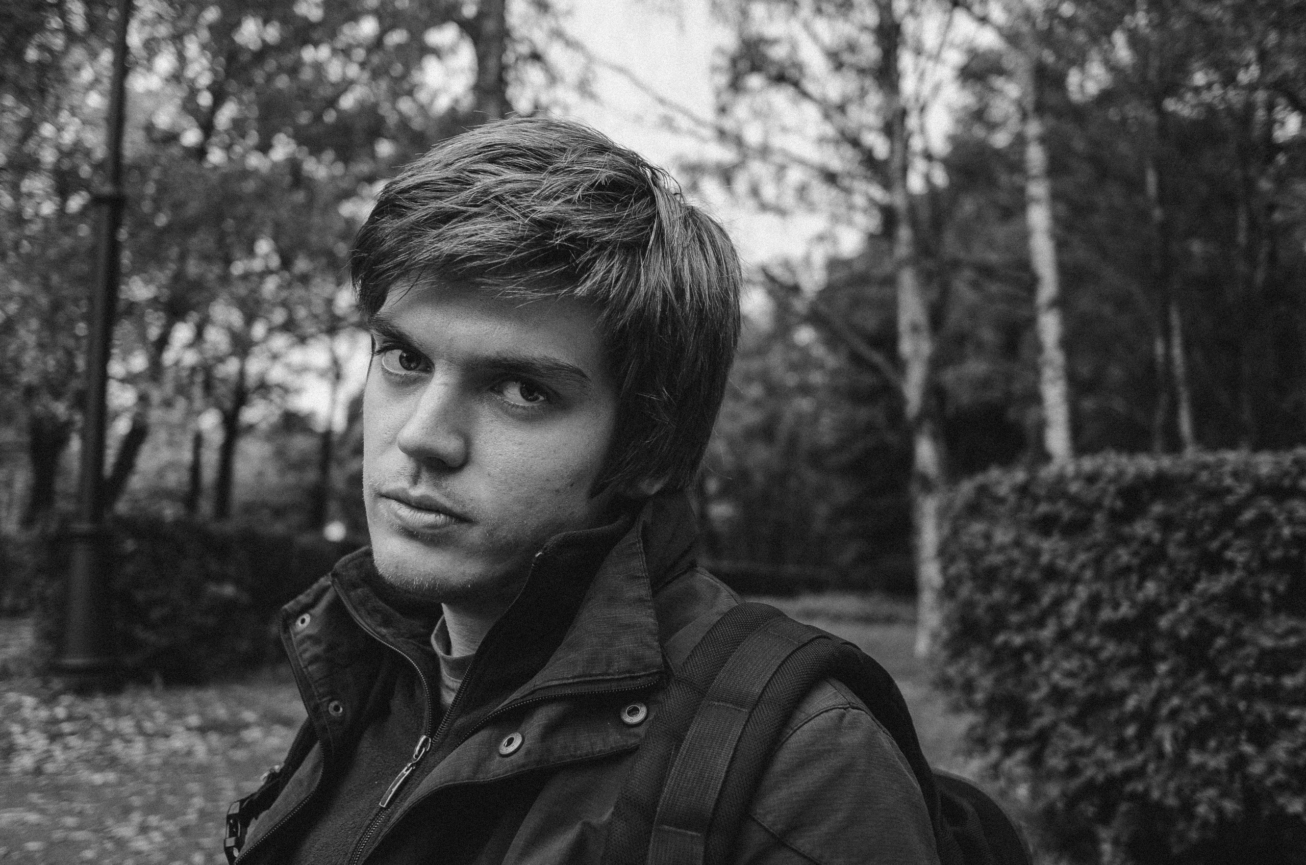 It's a Man's Man's Man's World. 2010- 2025. Фотограф Cyberkyrie