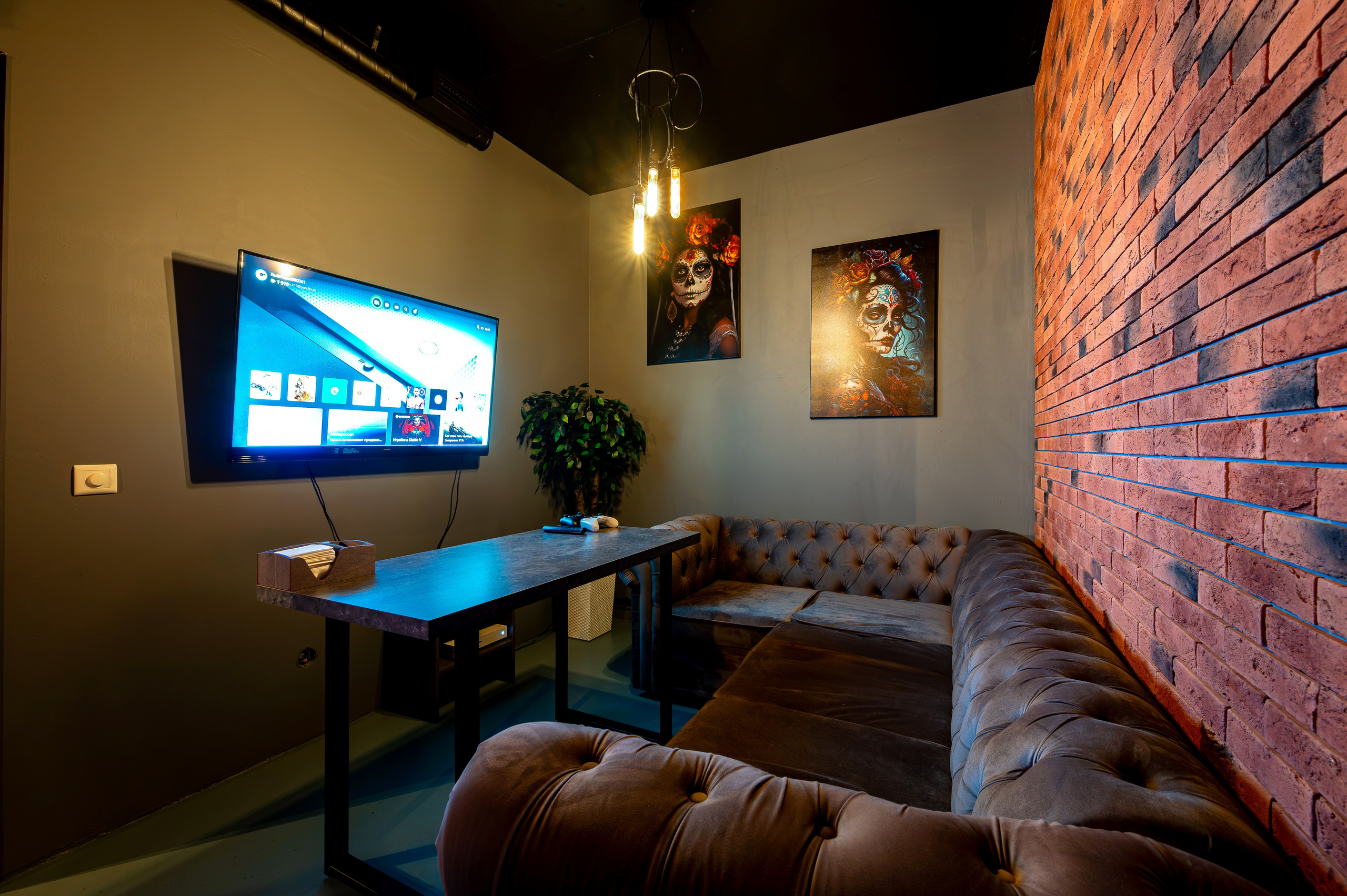 Кальянная в Питере. Интерьерный фотограф. Фото- видеосъемка недвижимости Санкт-Петербург