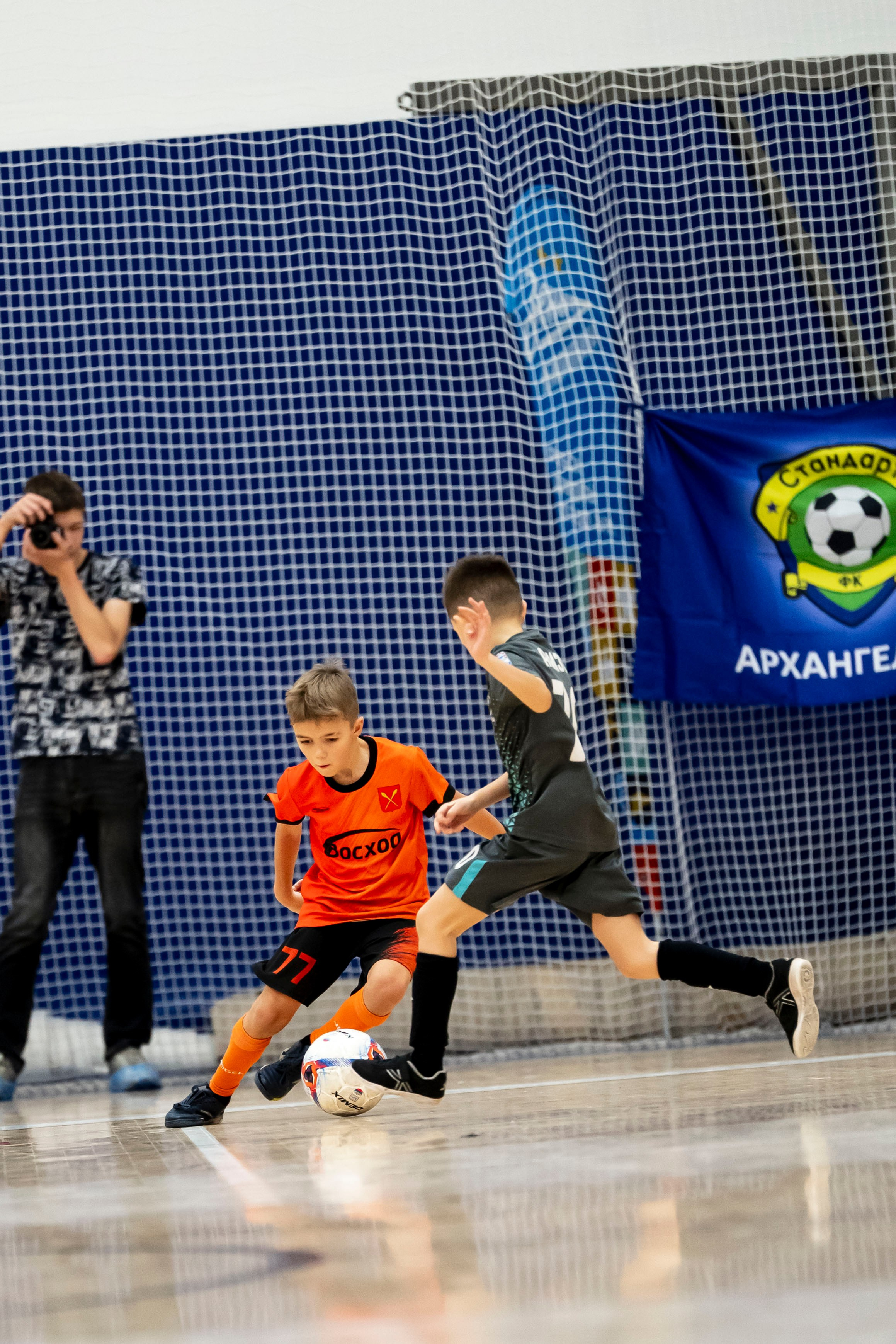 Всероссийский турнир по мини футболу FUTSAL KIDS TROPHY 2025. Спортивный фотограф в Туле и Тульской области. Файсханова Фото Спорт
