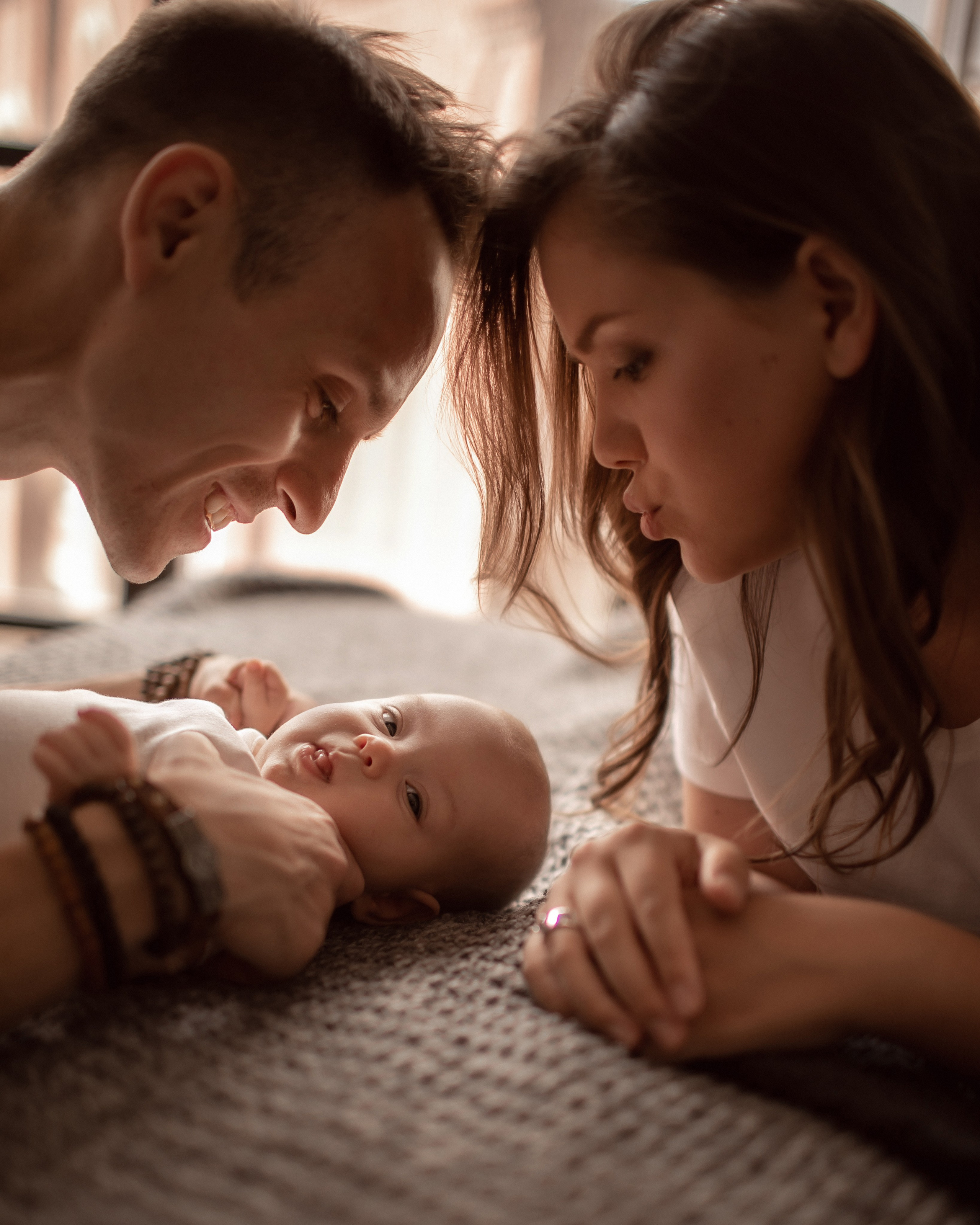 Валерия и Геннадий с крошкой. Семейный фотограф в Москве