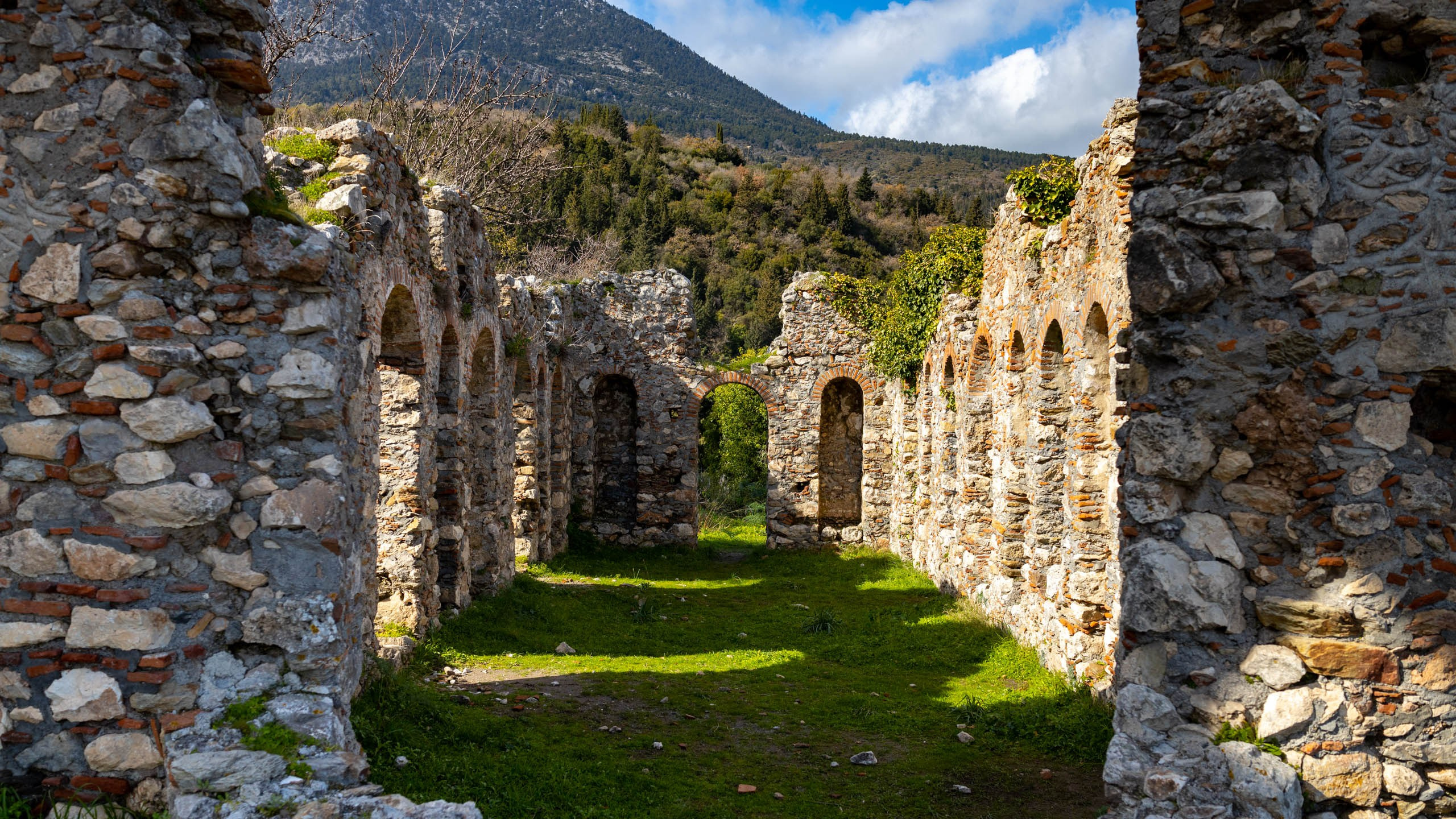 2022 02 Греция (Метеоры, Янина, Лефкада, Коринф, Спарта). Фотографии