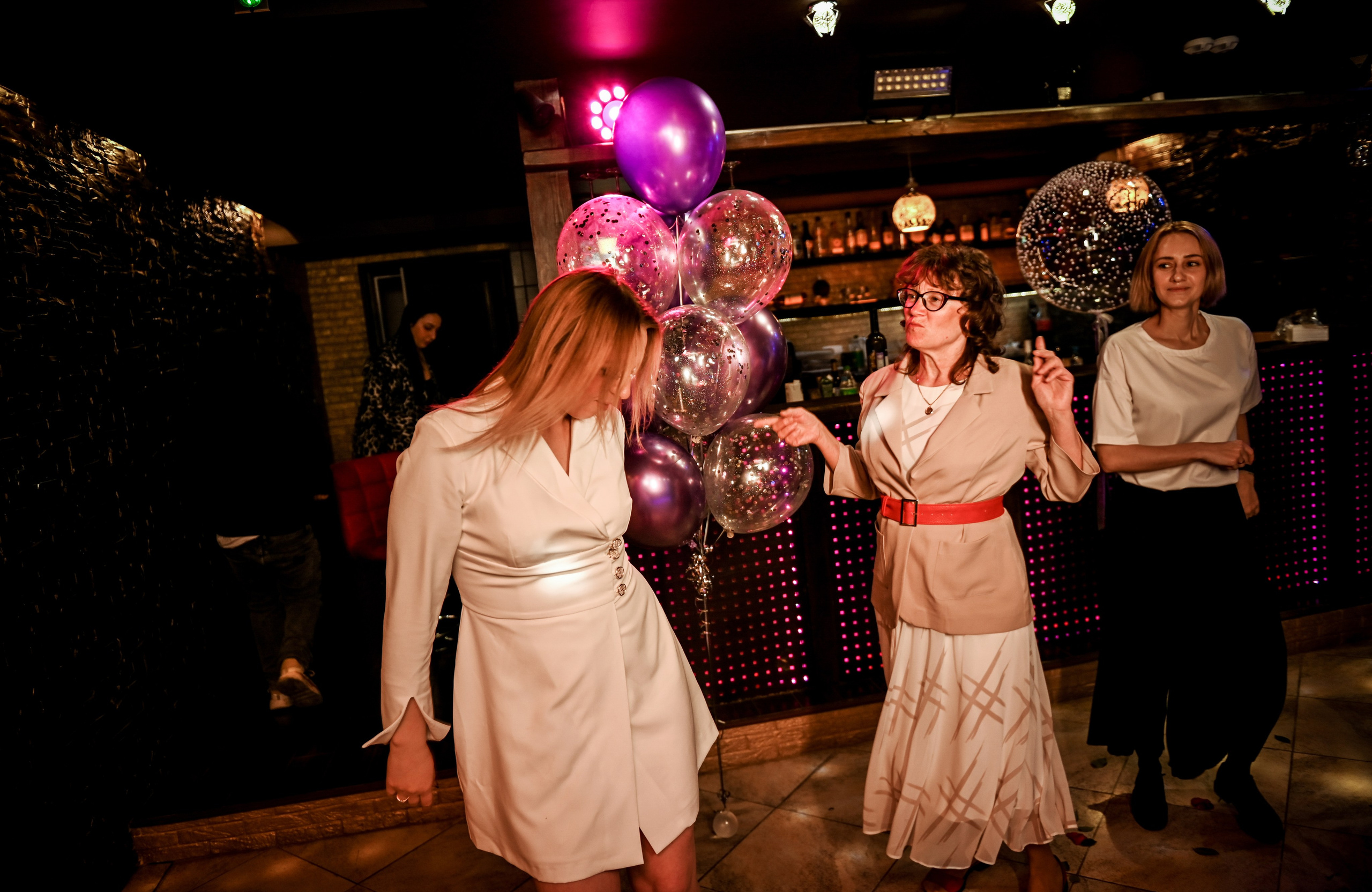 День рождения. Свадебный, семейный, детский, контент фотограф в Омске Максим Ильин