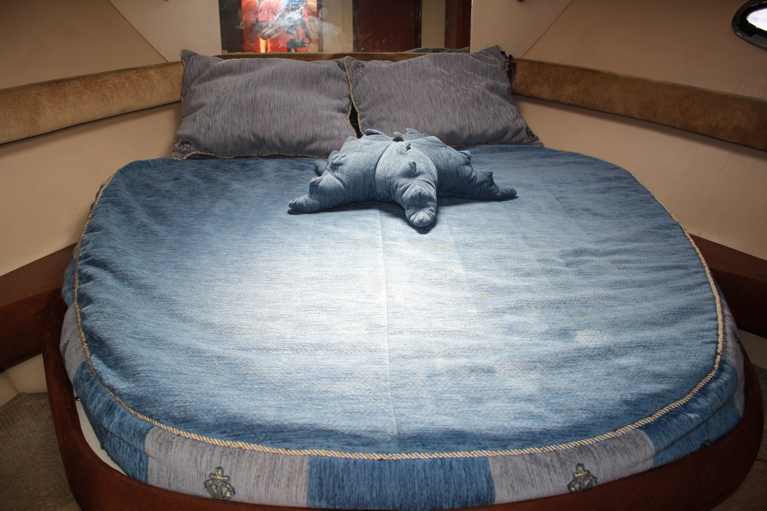 Яхта Меридиан Аренда Яхты в Сочи Яхтанаморе YACHTNAMORE YACHTANAMORE