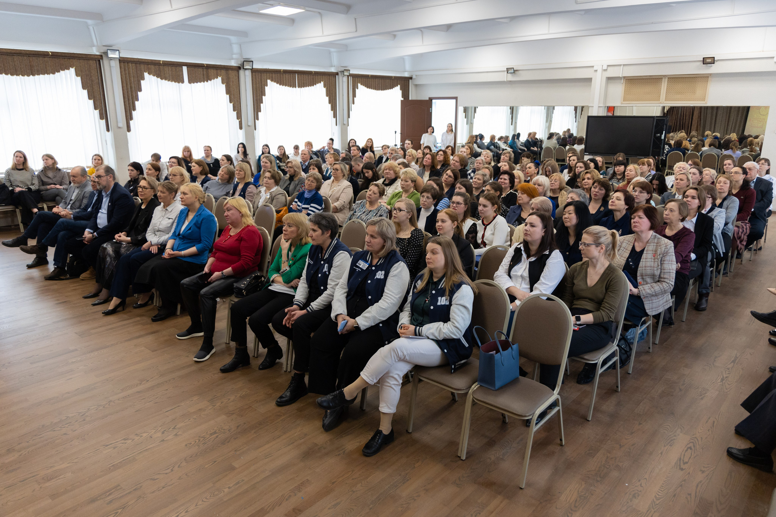 XIV ПМОФ '24. Гимназия 114. Евгений Матвеев — фотограф в Санкт-Петербурге
