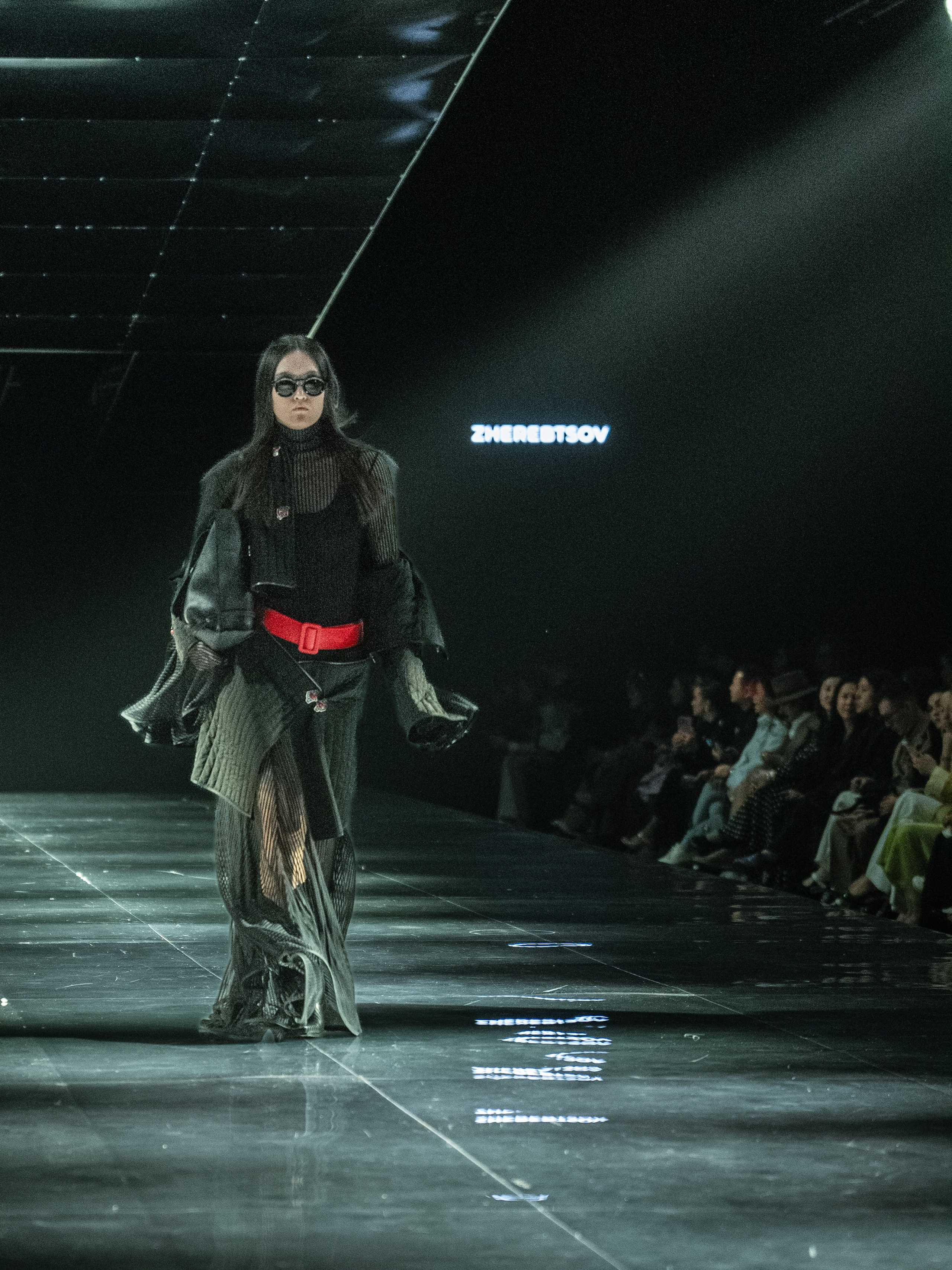 Visa Fashion Week Almaty Pre-Fall 2026 April Leonid Zherebtsov. Сайт Алматинского НЮ АРТ, будуар и фэшн фотографа Дениса Карпенко